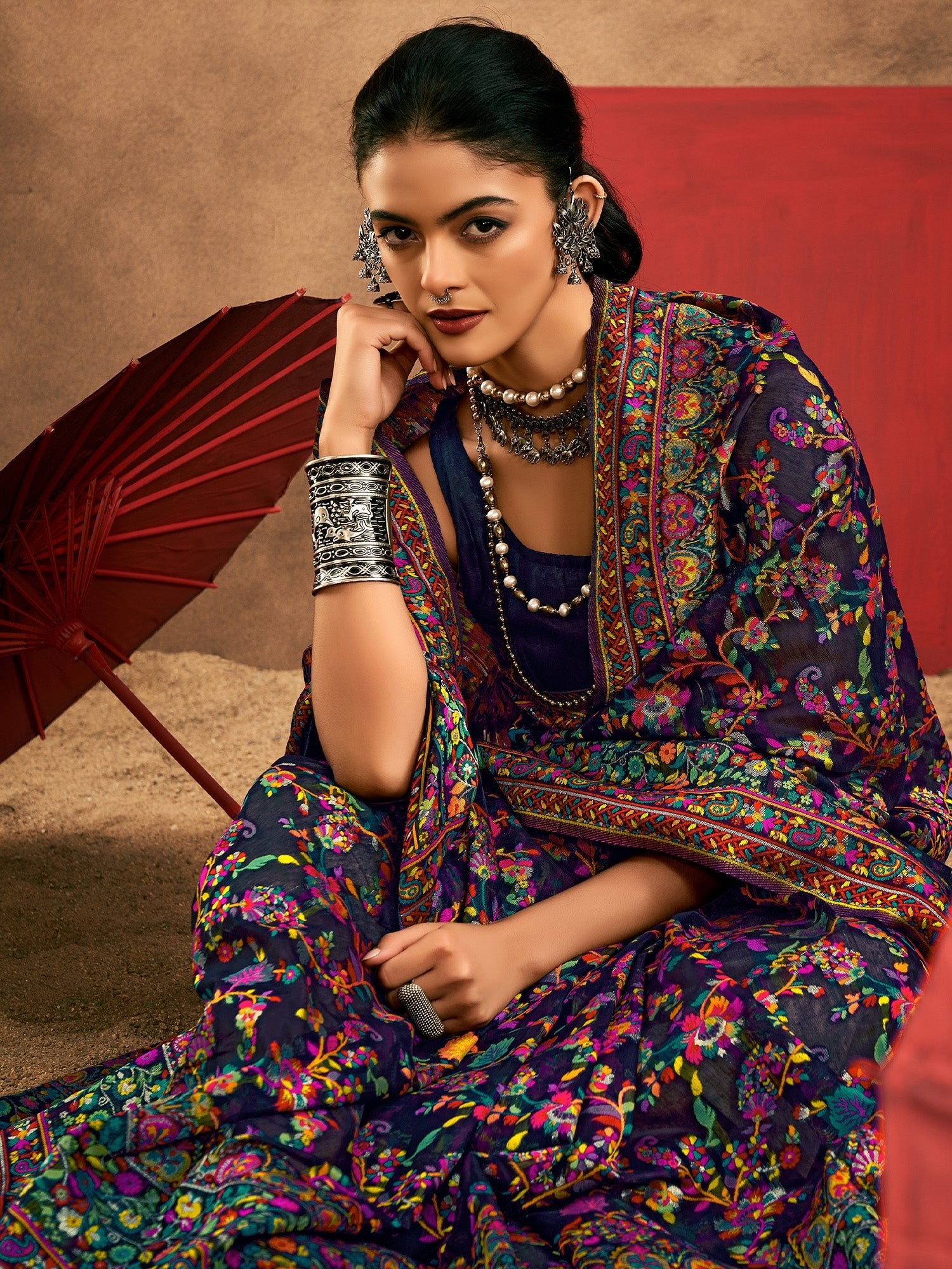 Navy Blue Silk Blend Kashmiri Jamawar Woven Saree - Ressa