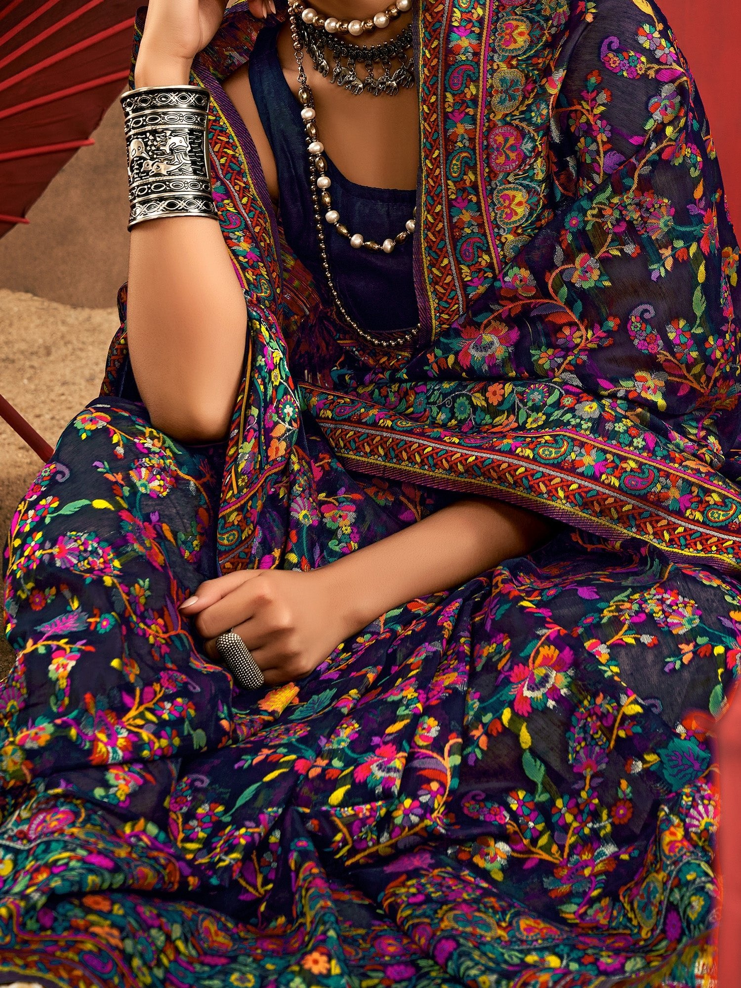 Navy Blue Silk Blend Kashmiri Jamawar Woven Saree - Ressa