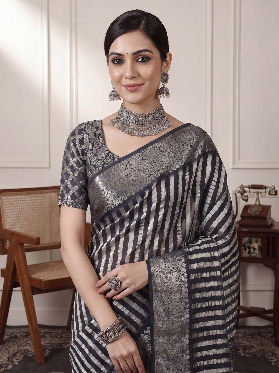 Navy blue viscose saree with digital print - Ressa