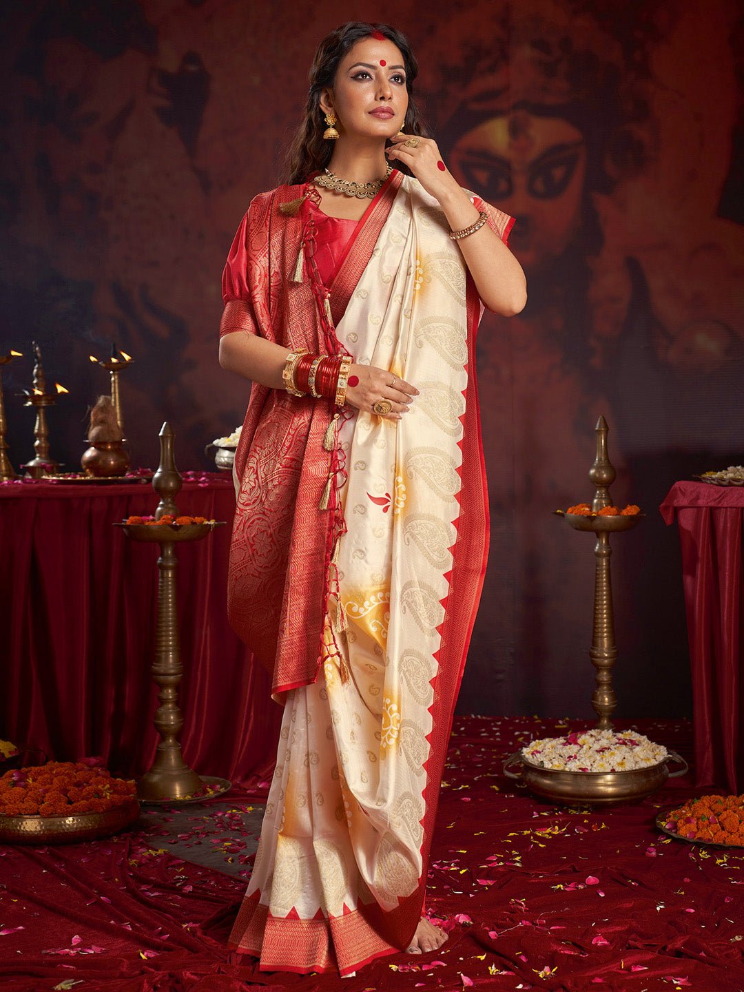 Off-White &amp; Red Silk Blend Paisley Zari Weave Saree - Ressa