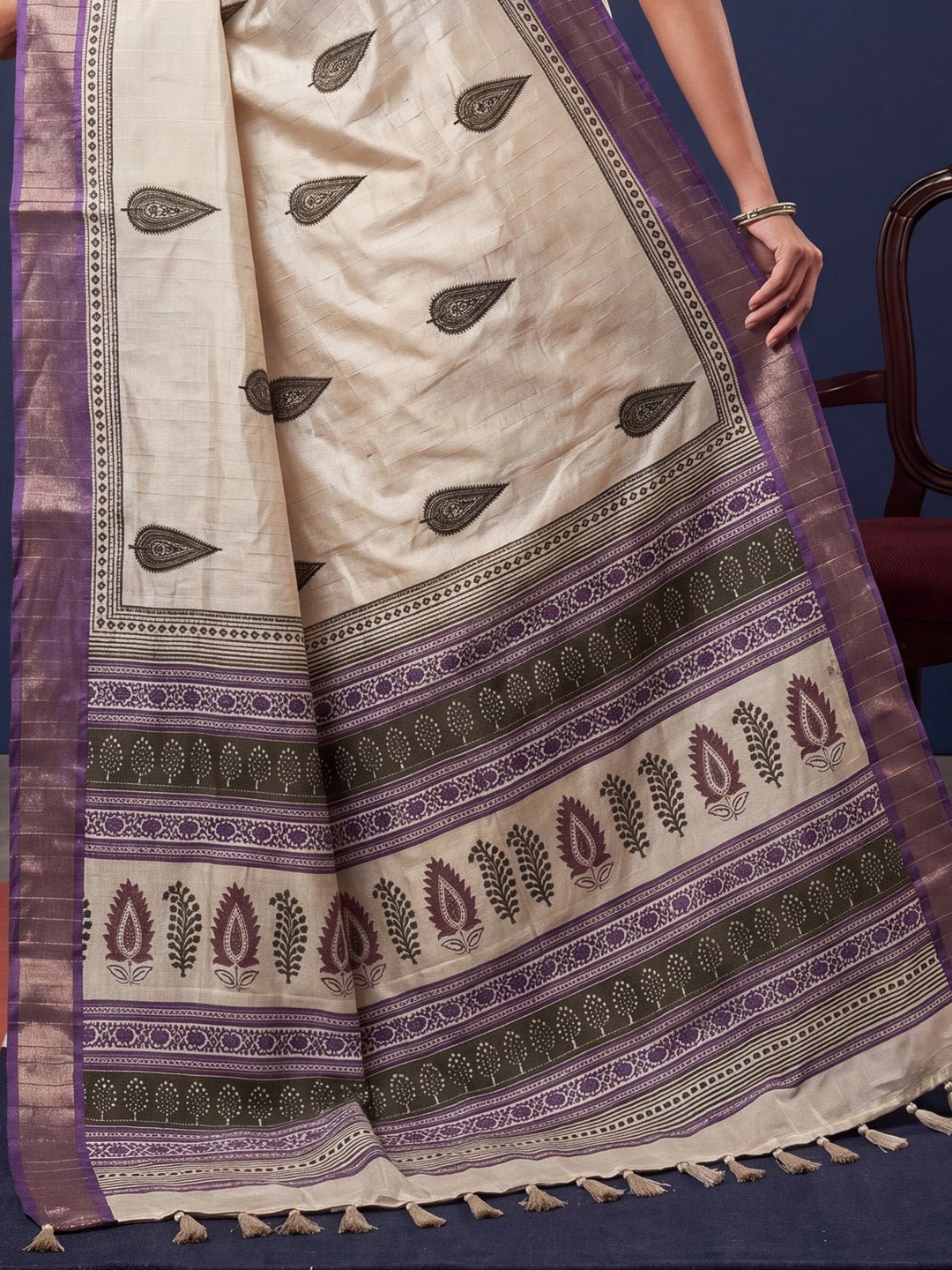 Off White Block Printed Saree - Ressa