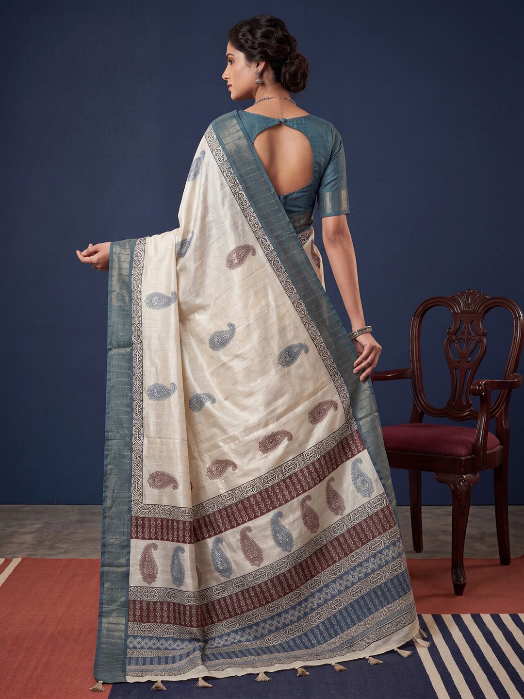Off White Block Printed Saree - Ressa