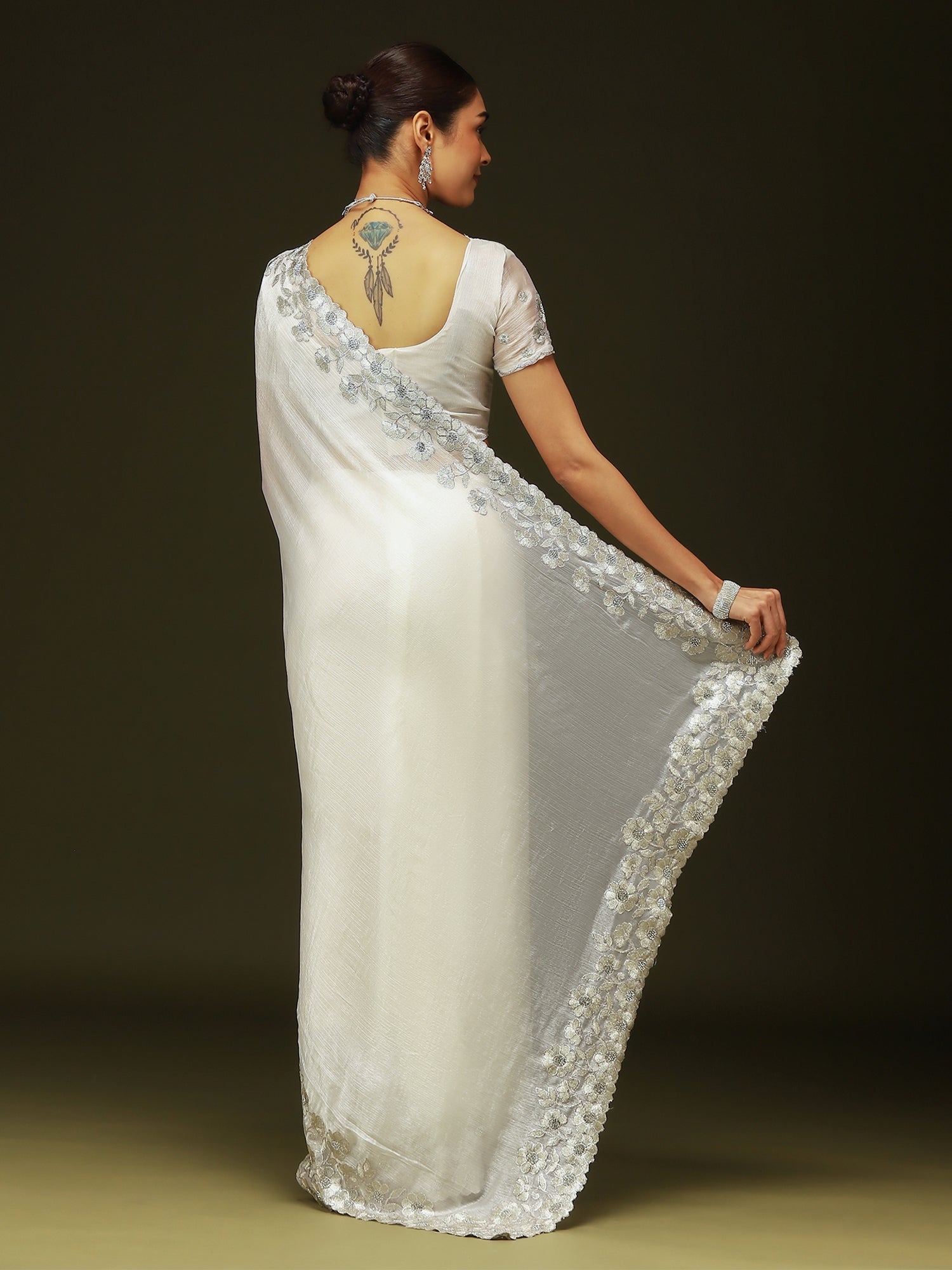 Off-White Chiffon Saree - Ressa