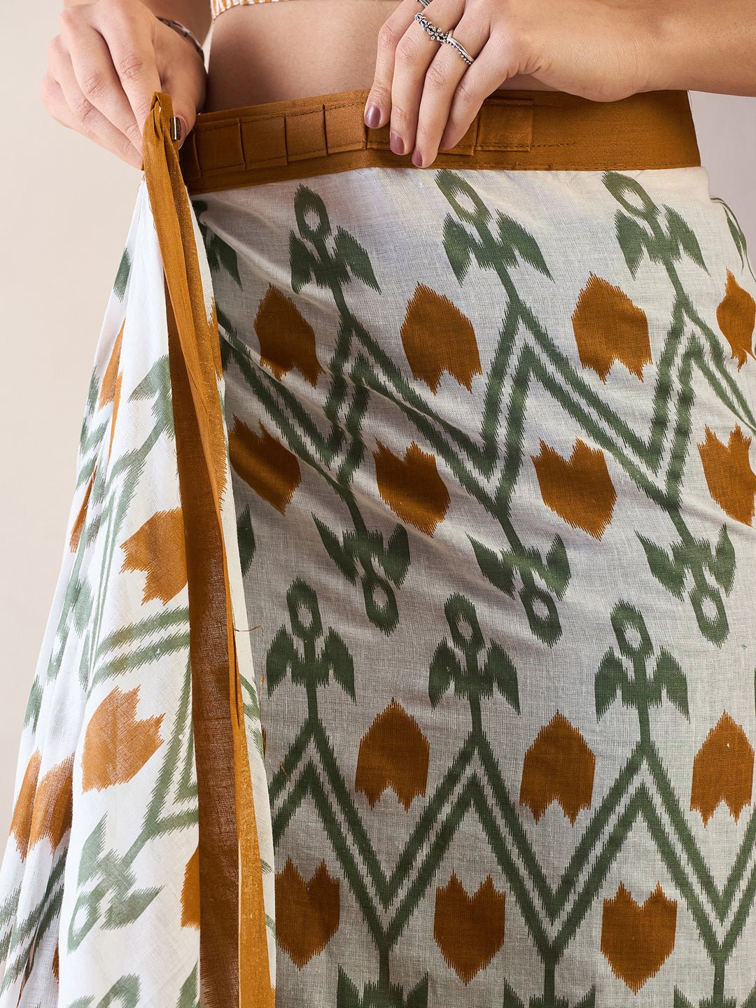 Off White Cotton Ikkat Printed Saree - Ressa