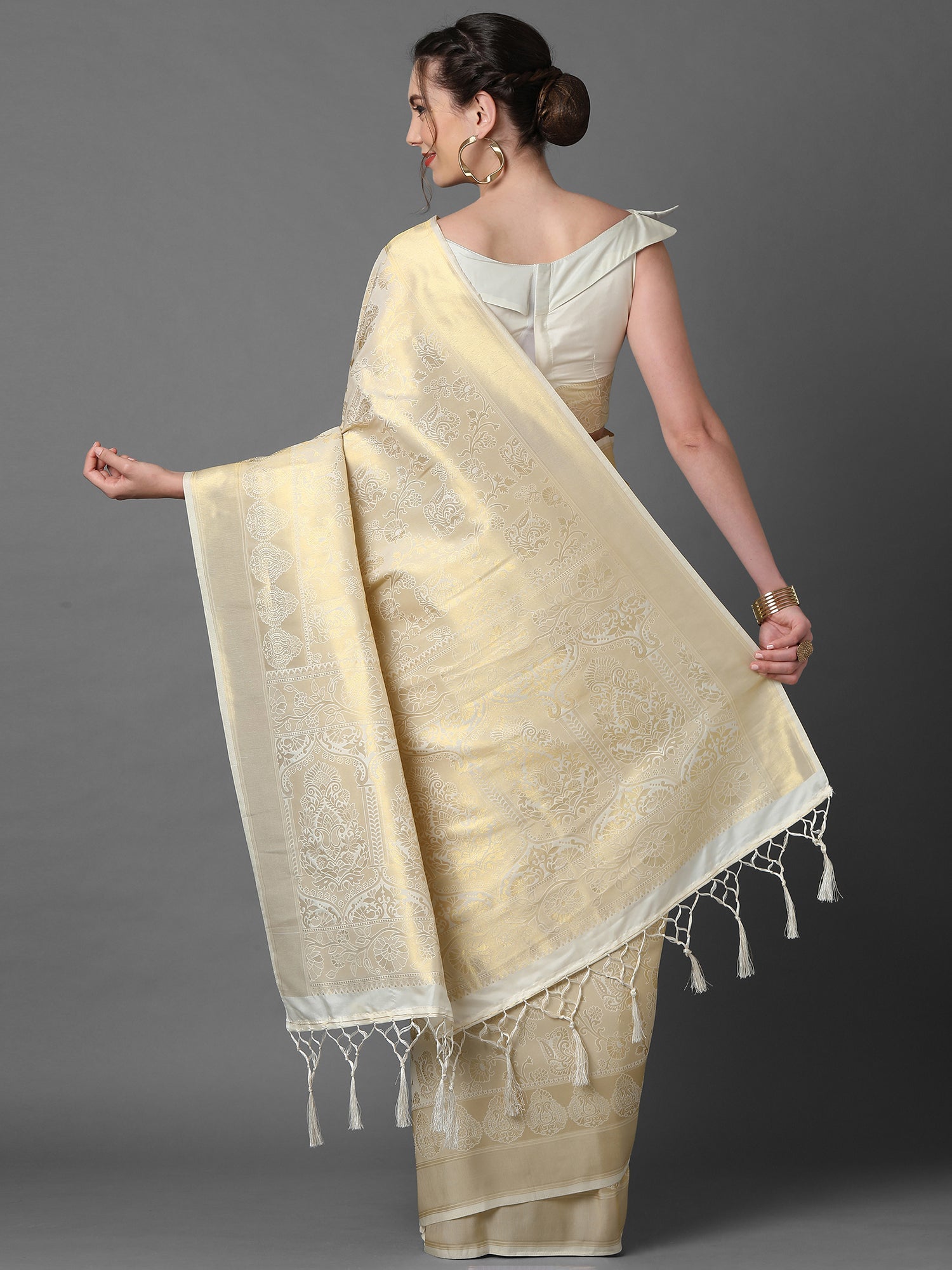 Off-White Kanjivaram Silk Saree - Ressa