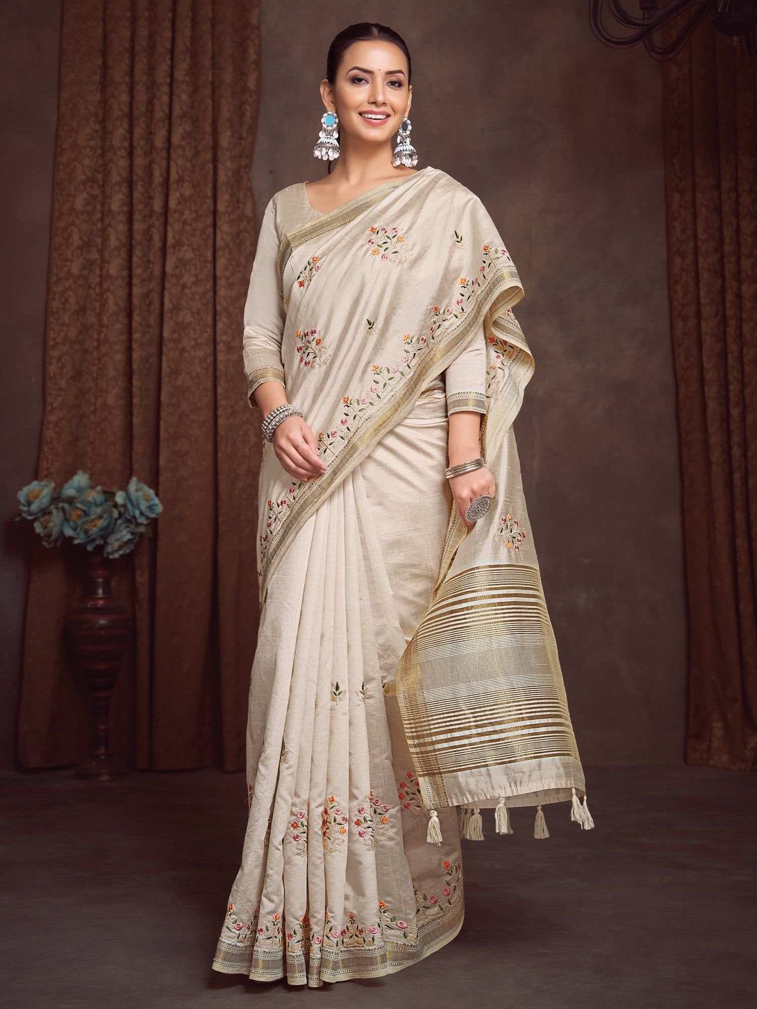 Off-White Linen Blend Saree - Ressa