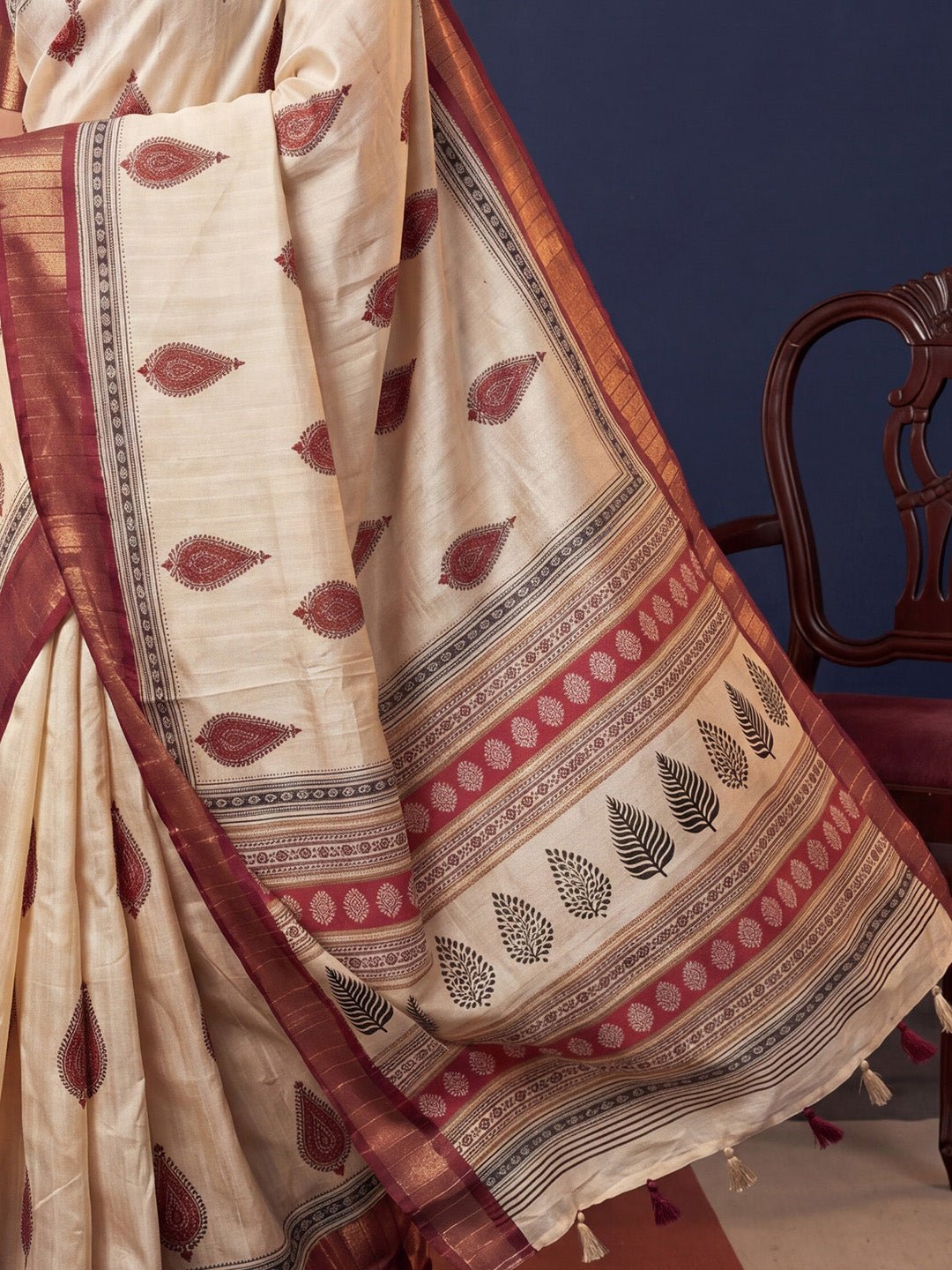 Off White & Maroon Cotton Silk Block Printed Saree - Ressa