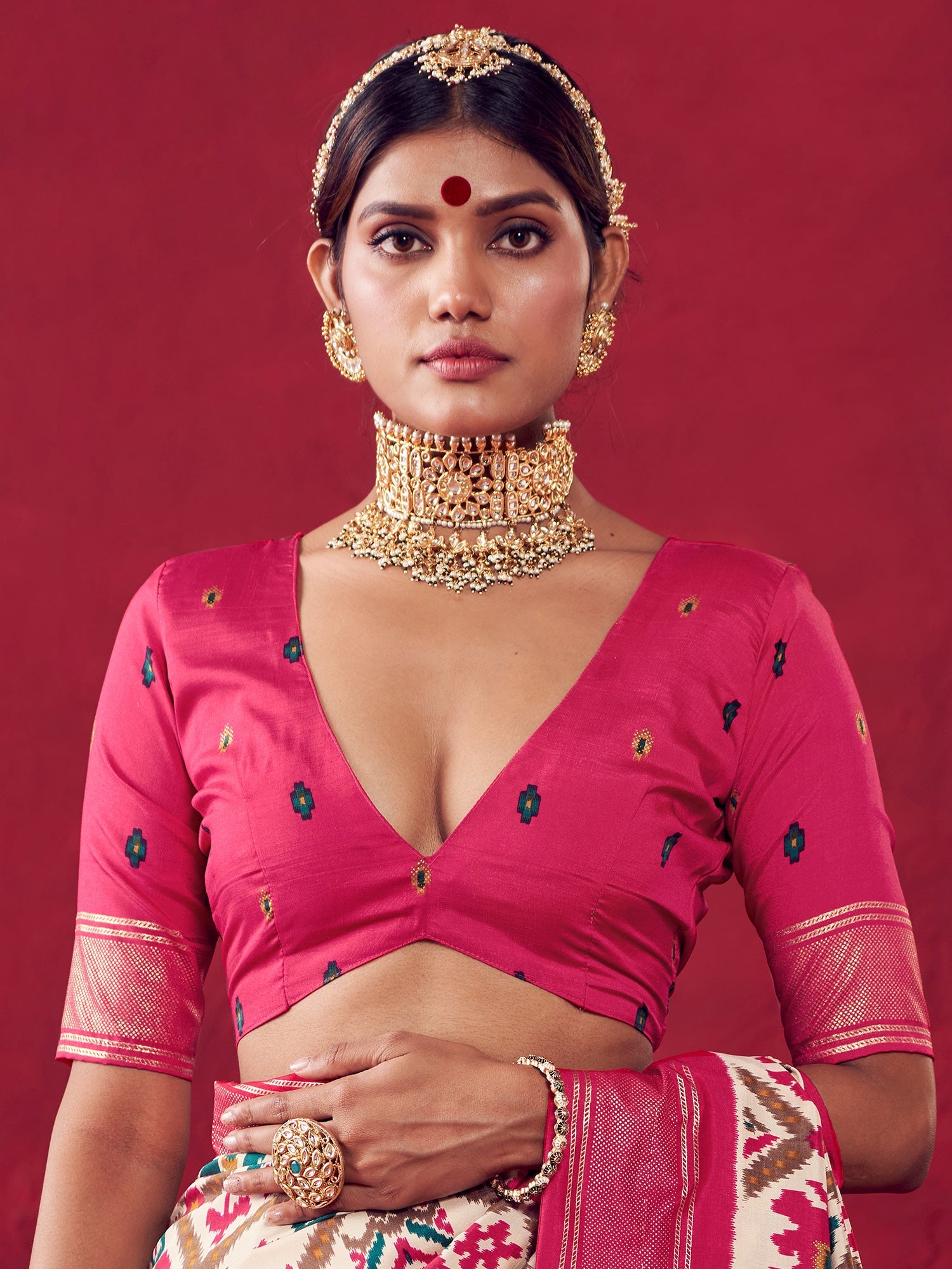 Off-White & Rani Pink Patola Ikat Saree - Ressa