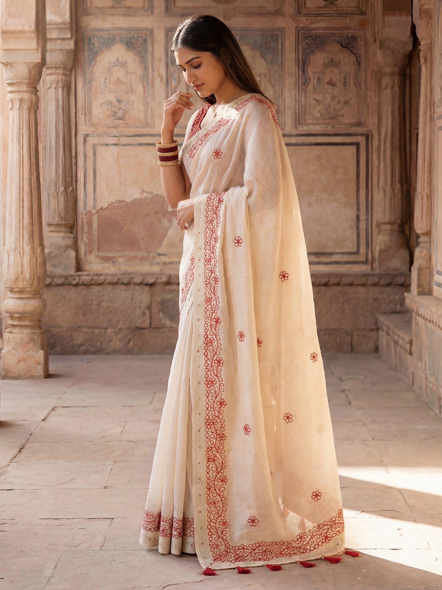 Off-White & Red Tissue Silk Saree - Ressa