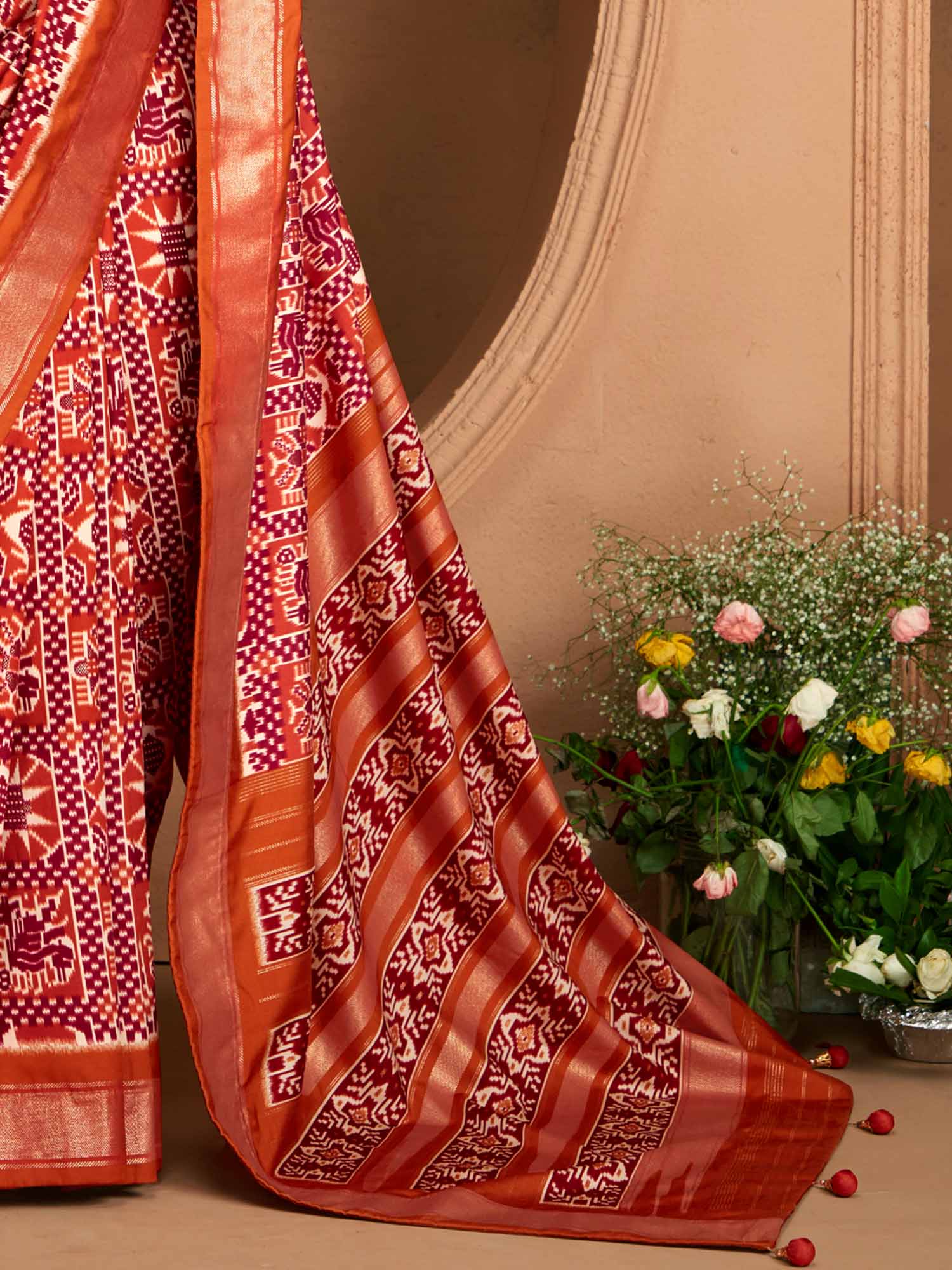 Patola Ikat Print Silk Blend Saree - Ressa