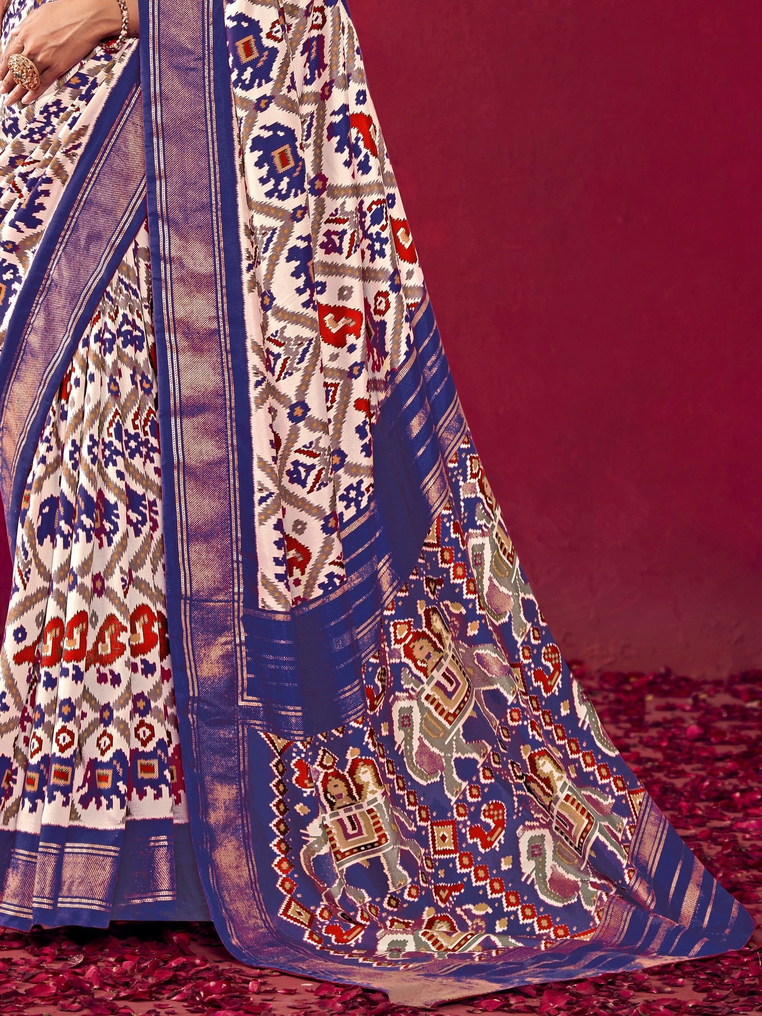 Patola Ikat Woven Silk Blend Heritage Elephant Motifs Saree - Ressa
