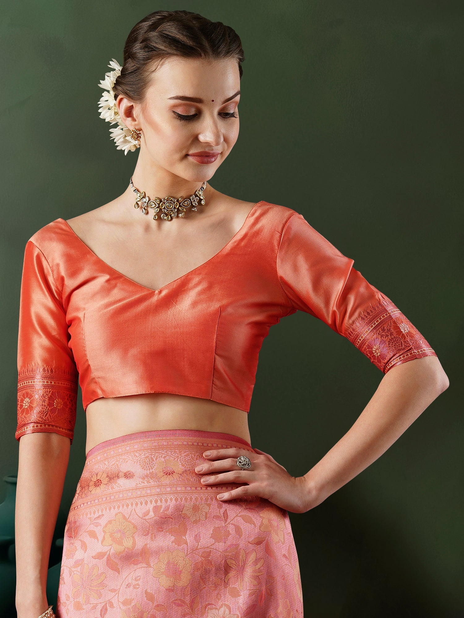 Peach Banarasi Silk Saree with All-Over Zari Floral Weave - Ressa