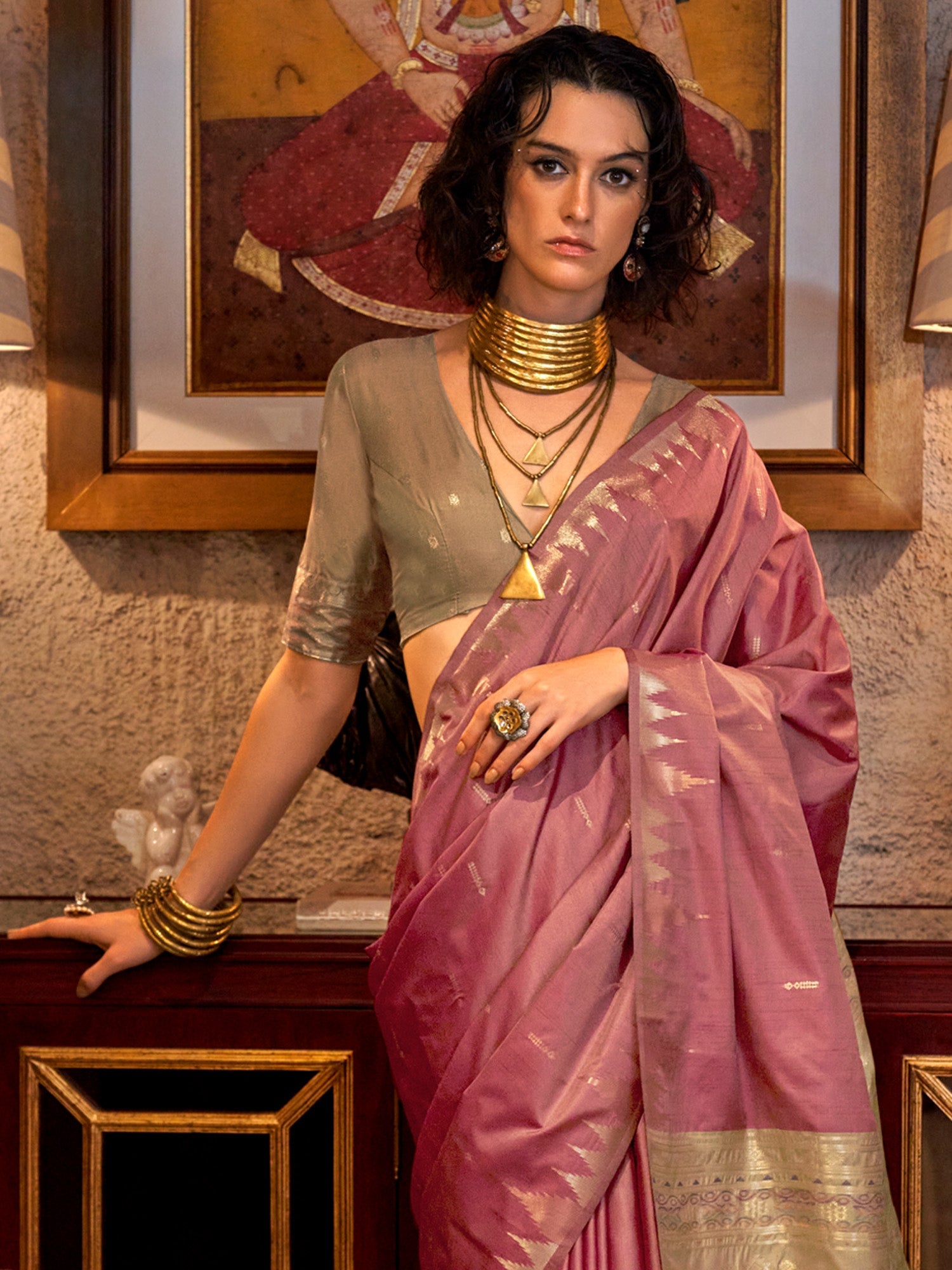 Peach Silk Blend Weaving Contrast Border Saree - Ressa