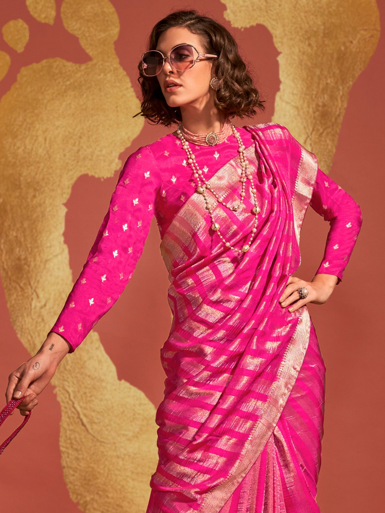 Pink & Magenta Silk Blend Heritage Banarasi Style Saree - Ressa