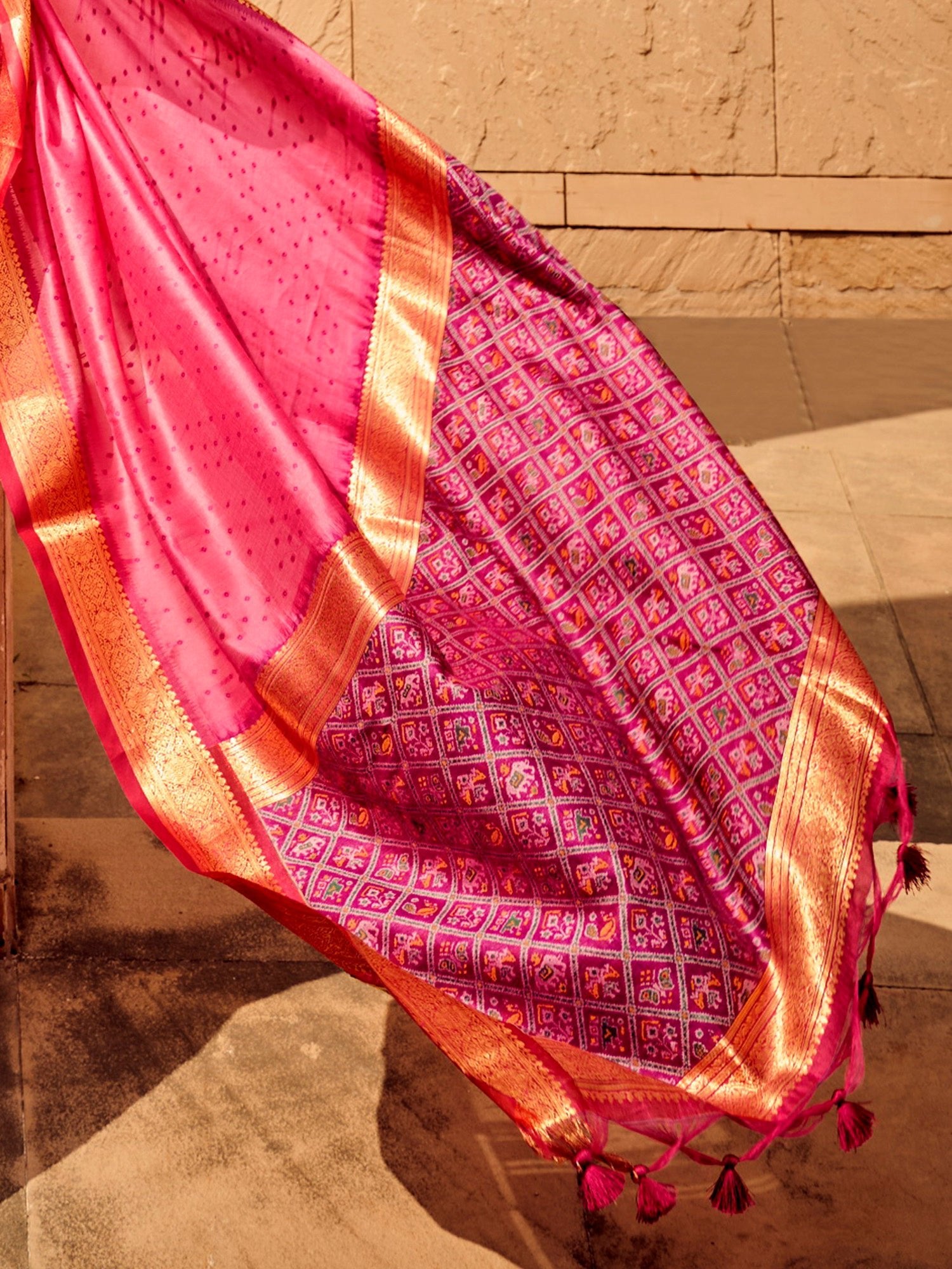 Pink & Purple Silk Blend Patola Style Zari Woven saree - Ressa
