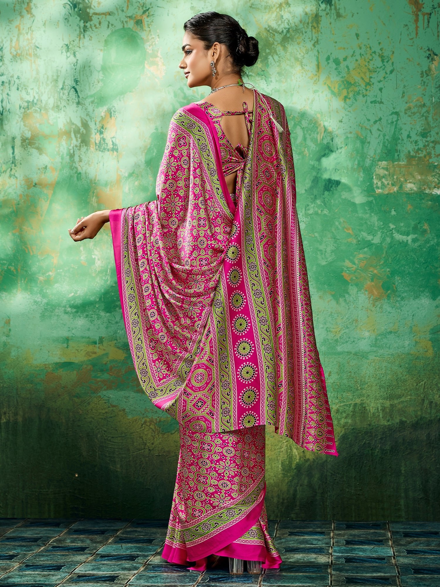 Pink Satin Silk Block Printed Saree - Ressa