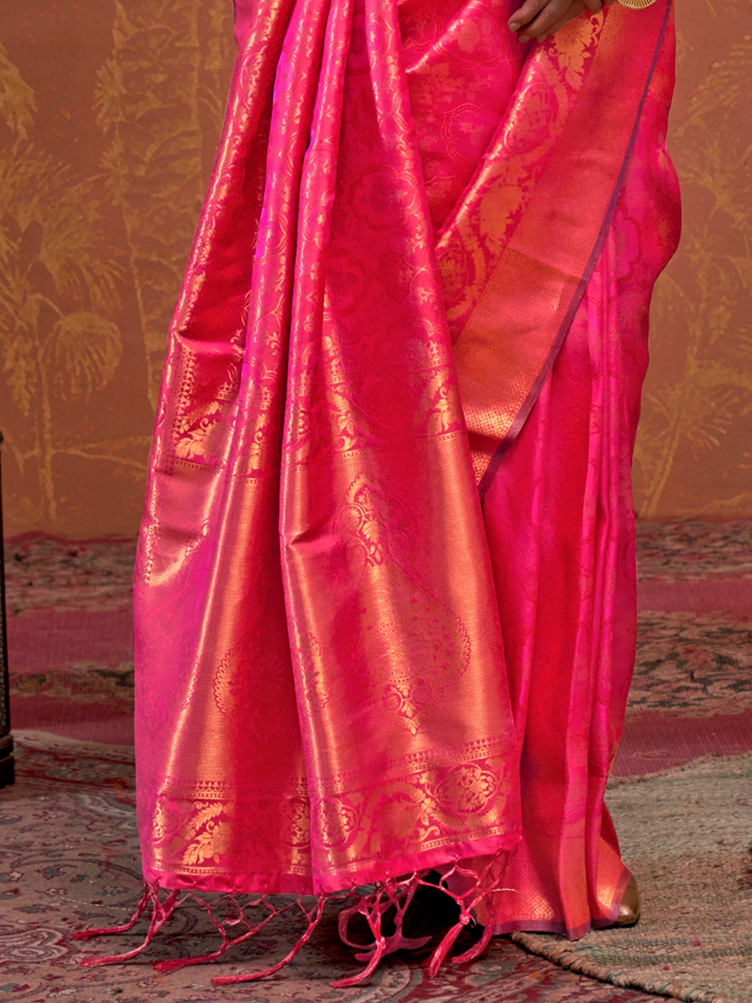 Pink Silk Saree with Zari Border - Ressa