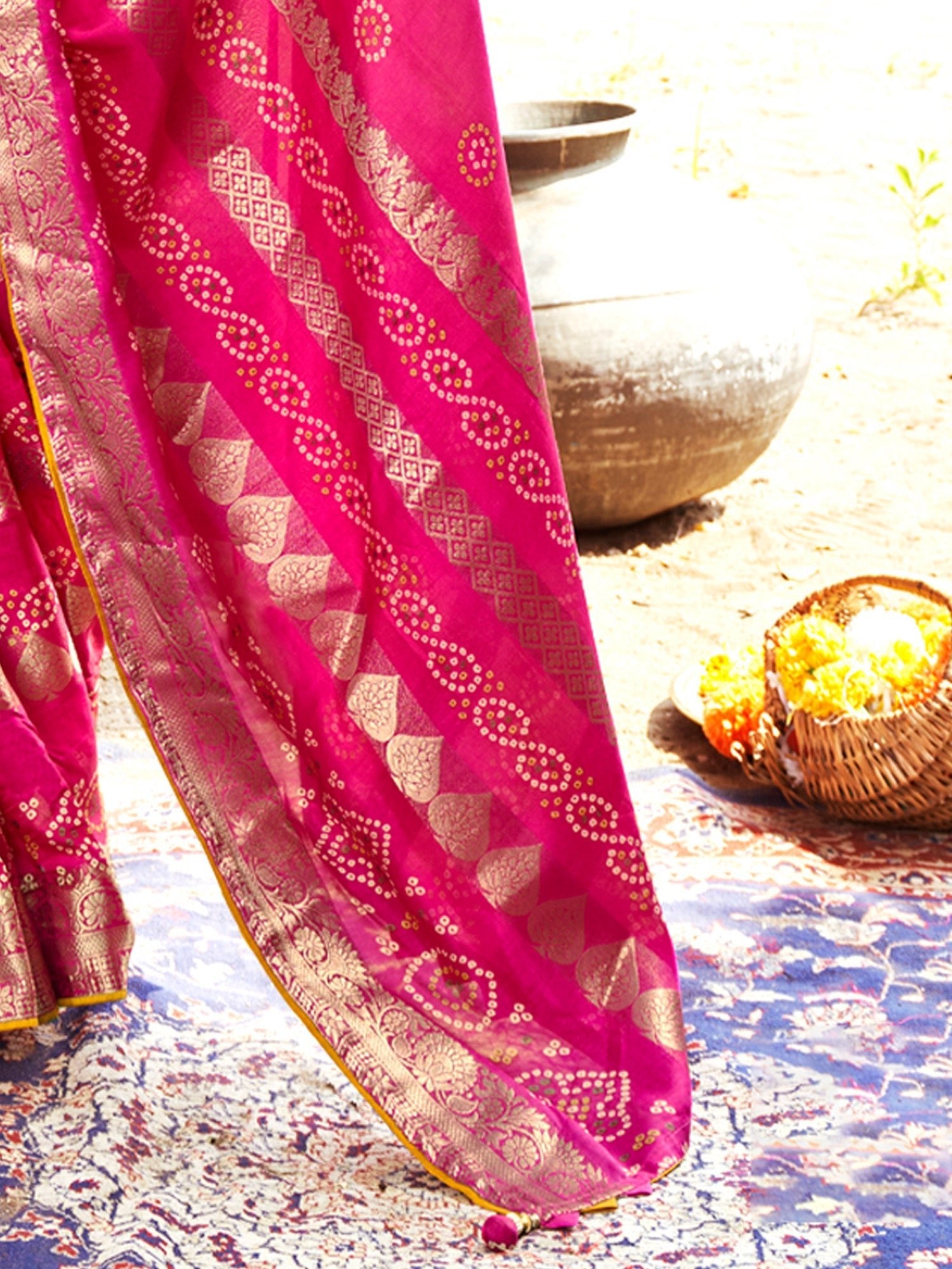 Pink Tussar Silk Bhandani Saree With Zari Woven Border - Ressa