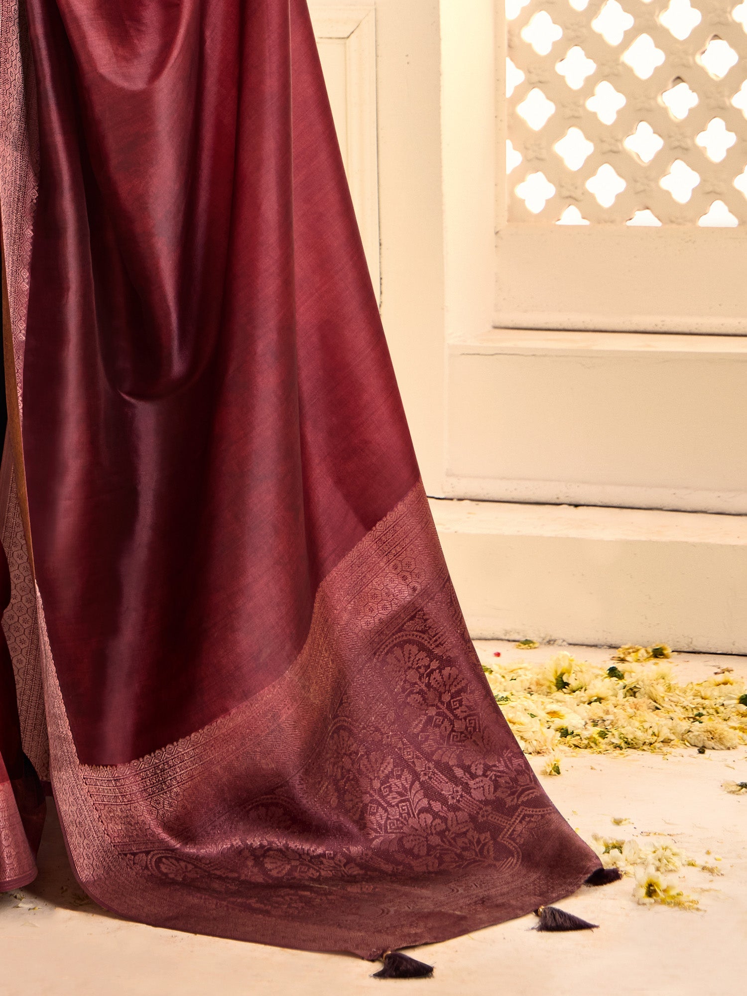 Pink Zari Woven Silk Blend Saree - Ressa