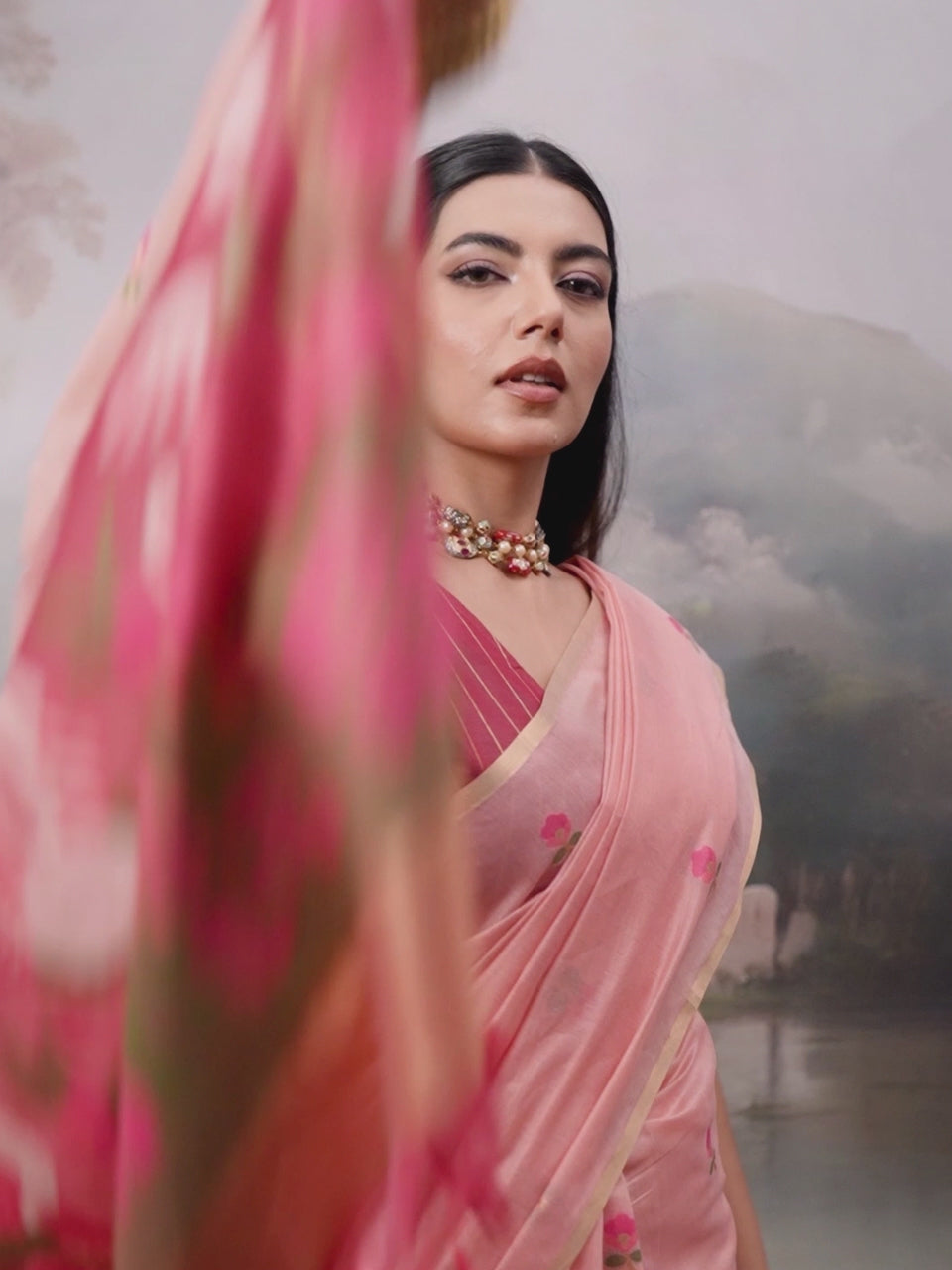 Light Pink Cotton  Woven Printed Saree
