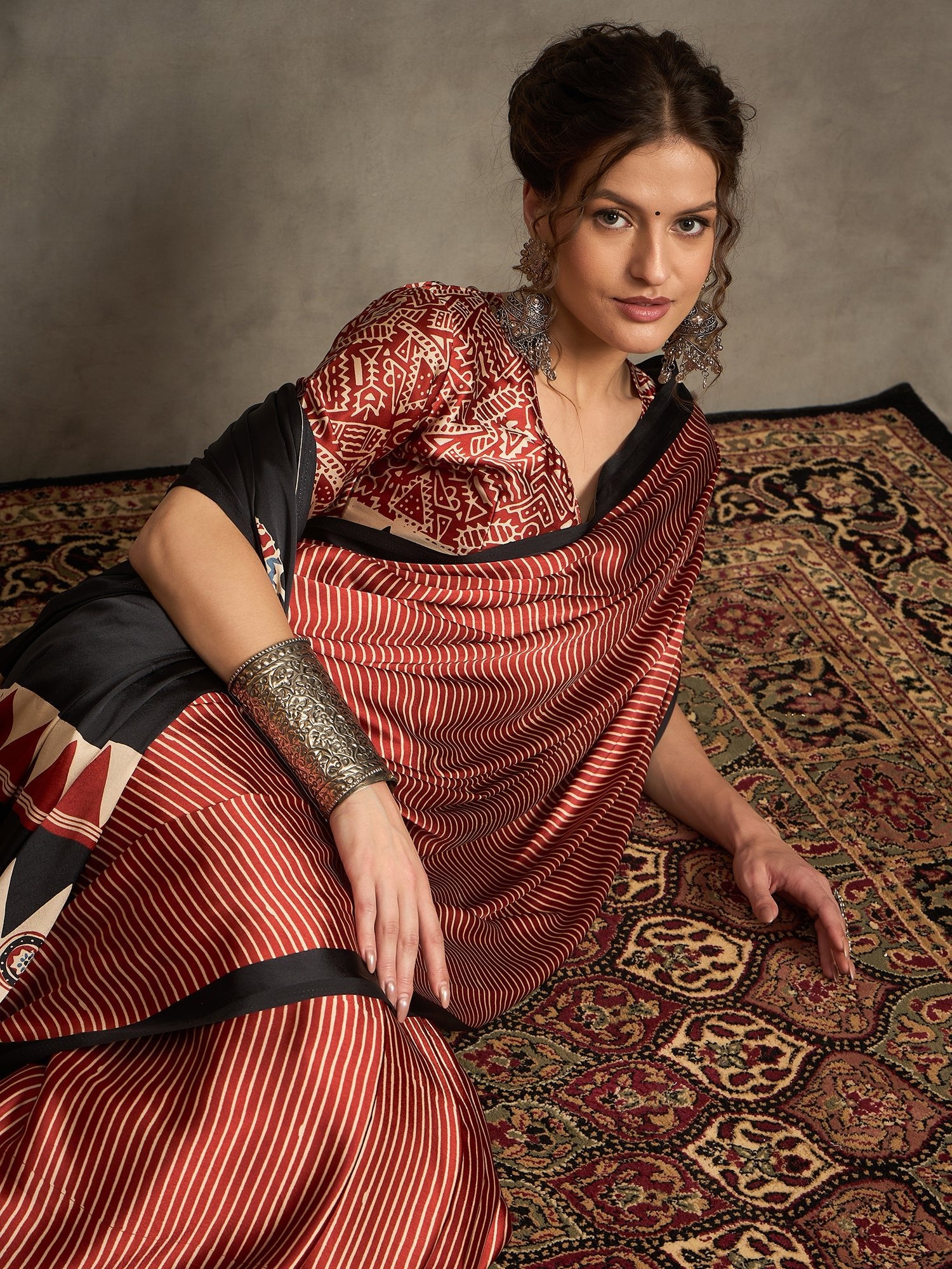 Pure Crepe Striped Saree - Ressa