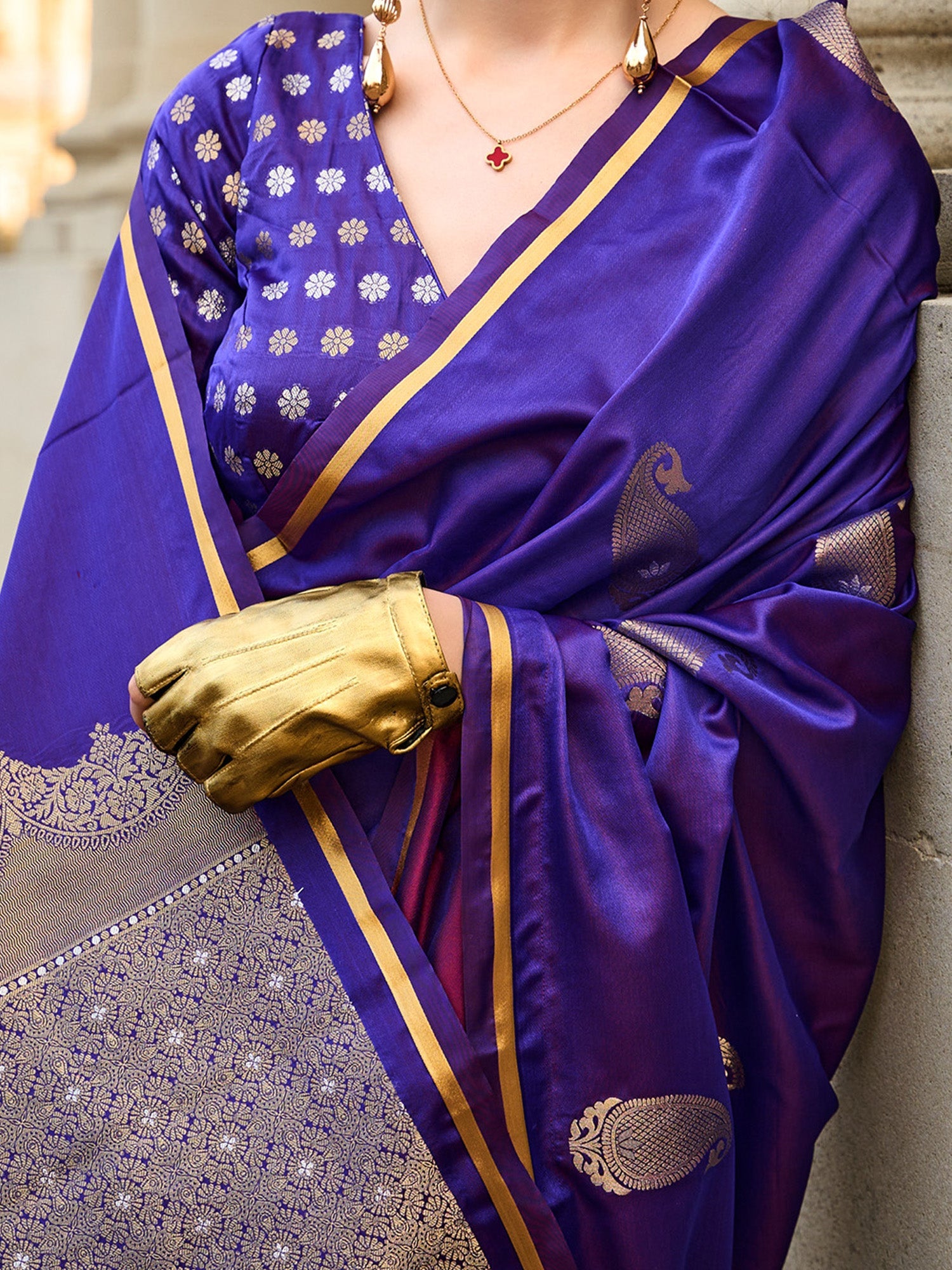 Purple Silk Blend Zari Woven saree - Ressa