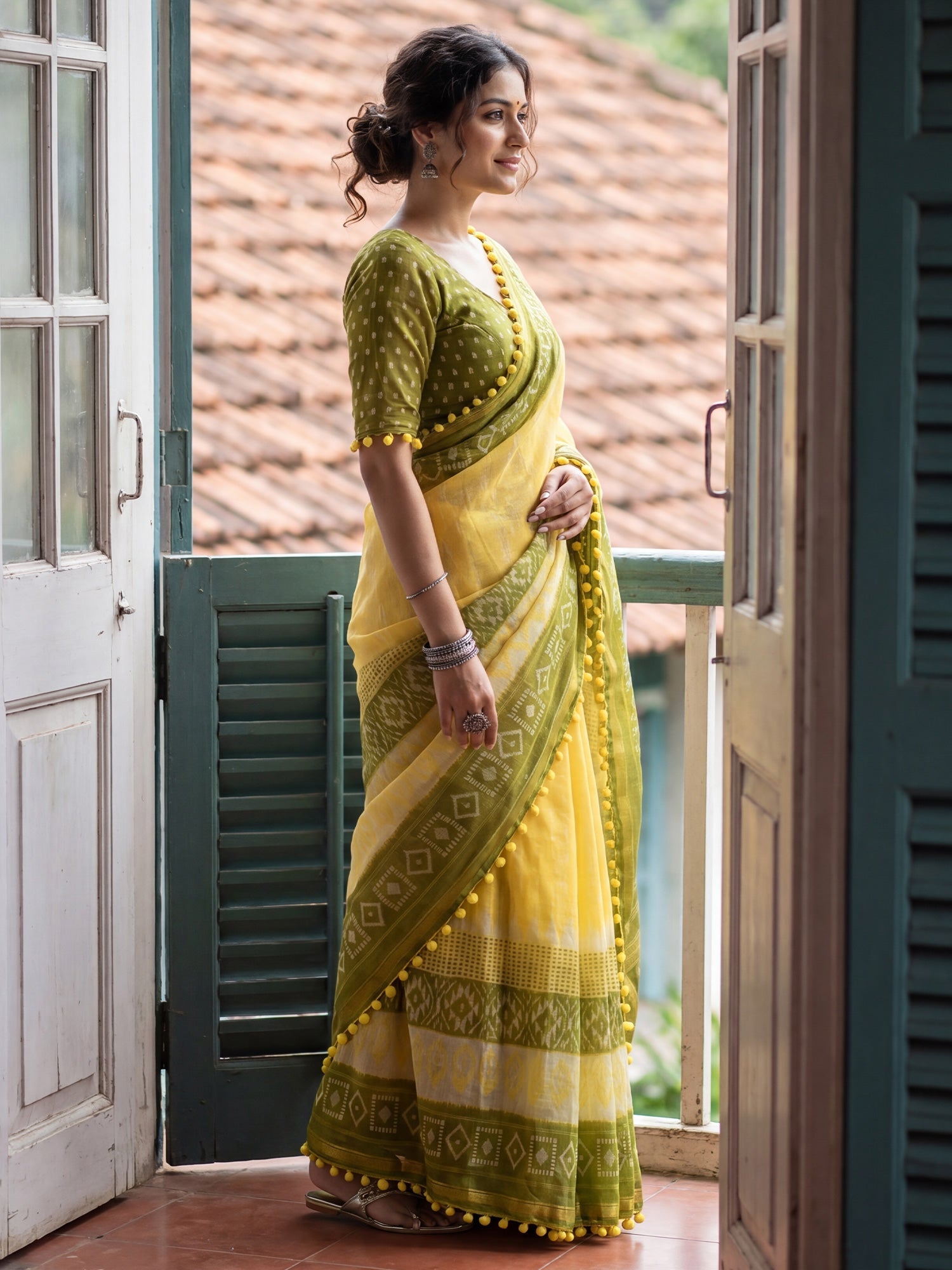 Ready to Wear Cotton Blend Ikkat Print Saree - Ressa