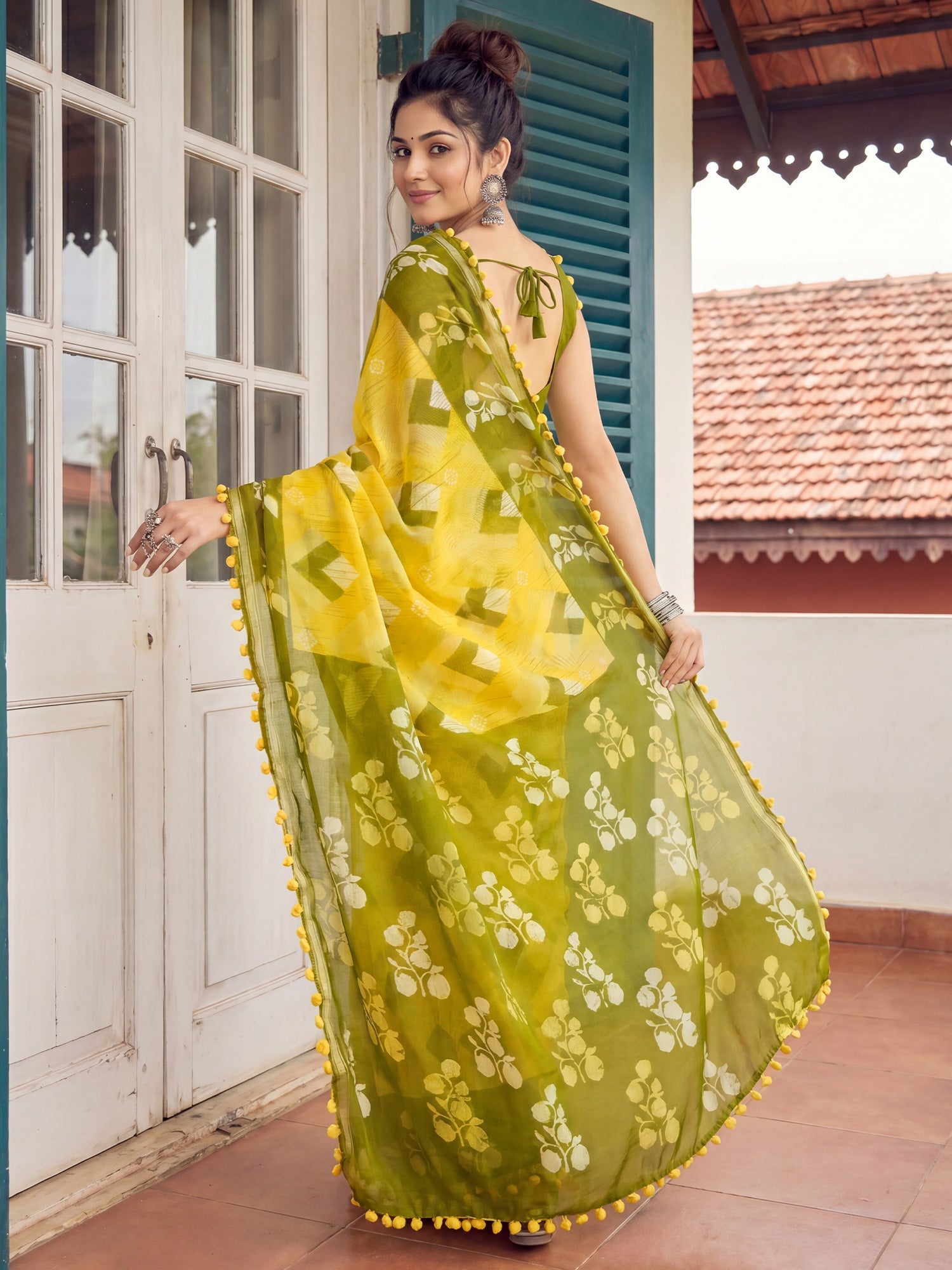Ready to Wear Cotton Blend Ikkat Print Saree - Ressa