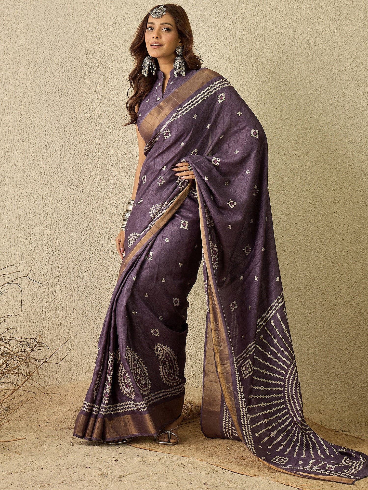 Ready To Wear Deep Wine Silk Kutch Printed Saree - Ressa
