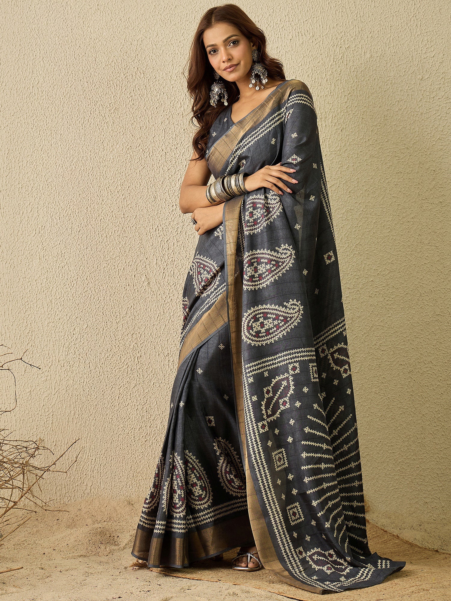 Ready To Wear Grey Silk Printed Saree - Ressa