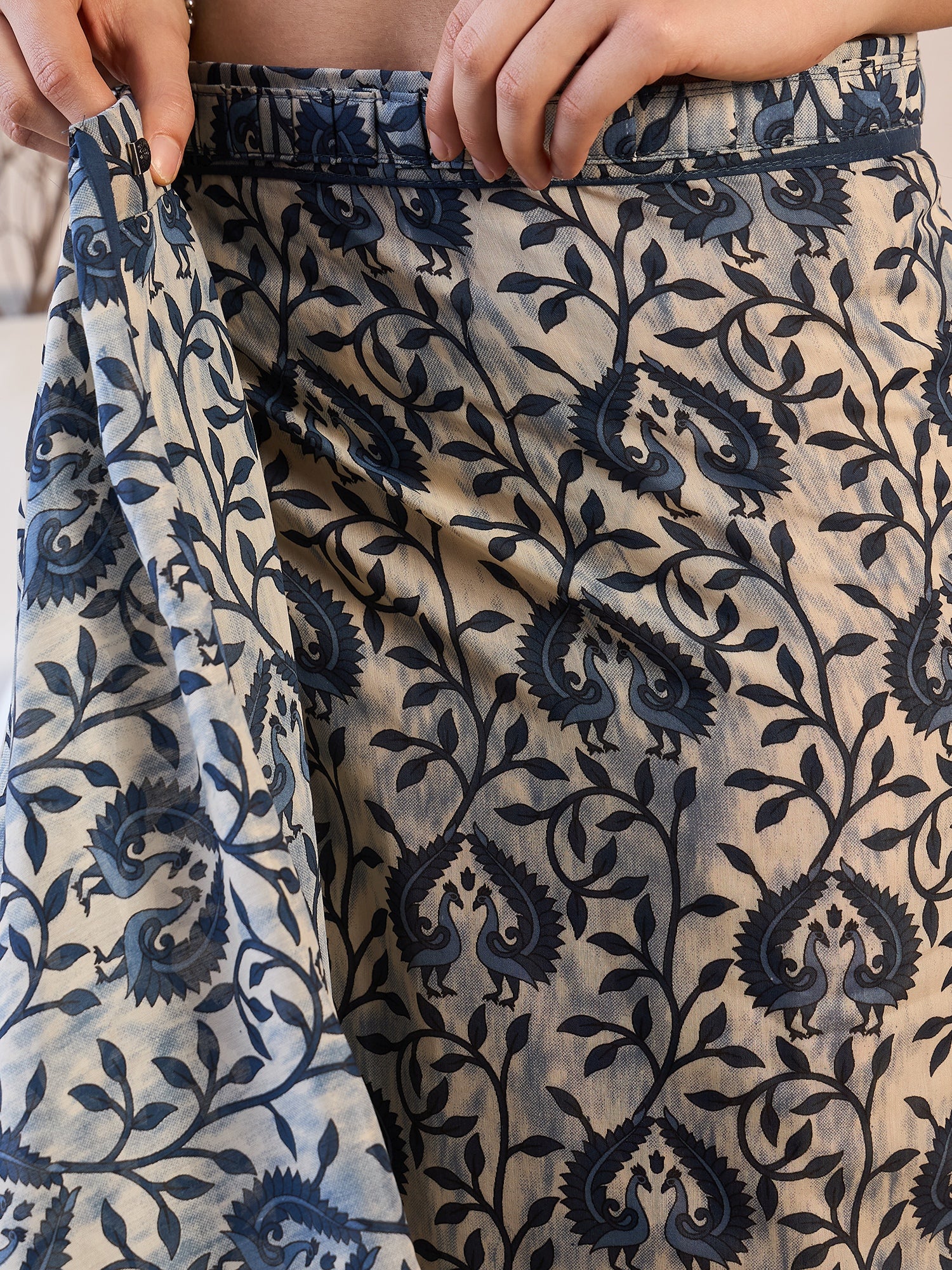 Ready to wear Ivory Print Bhagalpuri Silk Saree - Ressa
