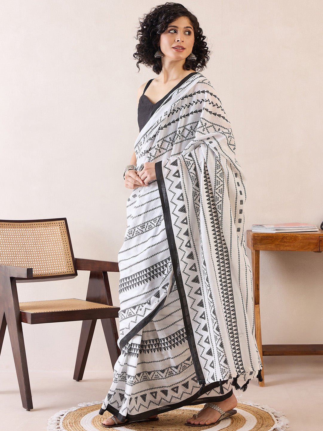 Ready to Wear White & Black Cotton Saree - Ressa