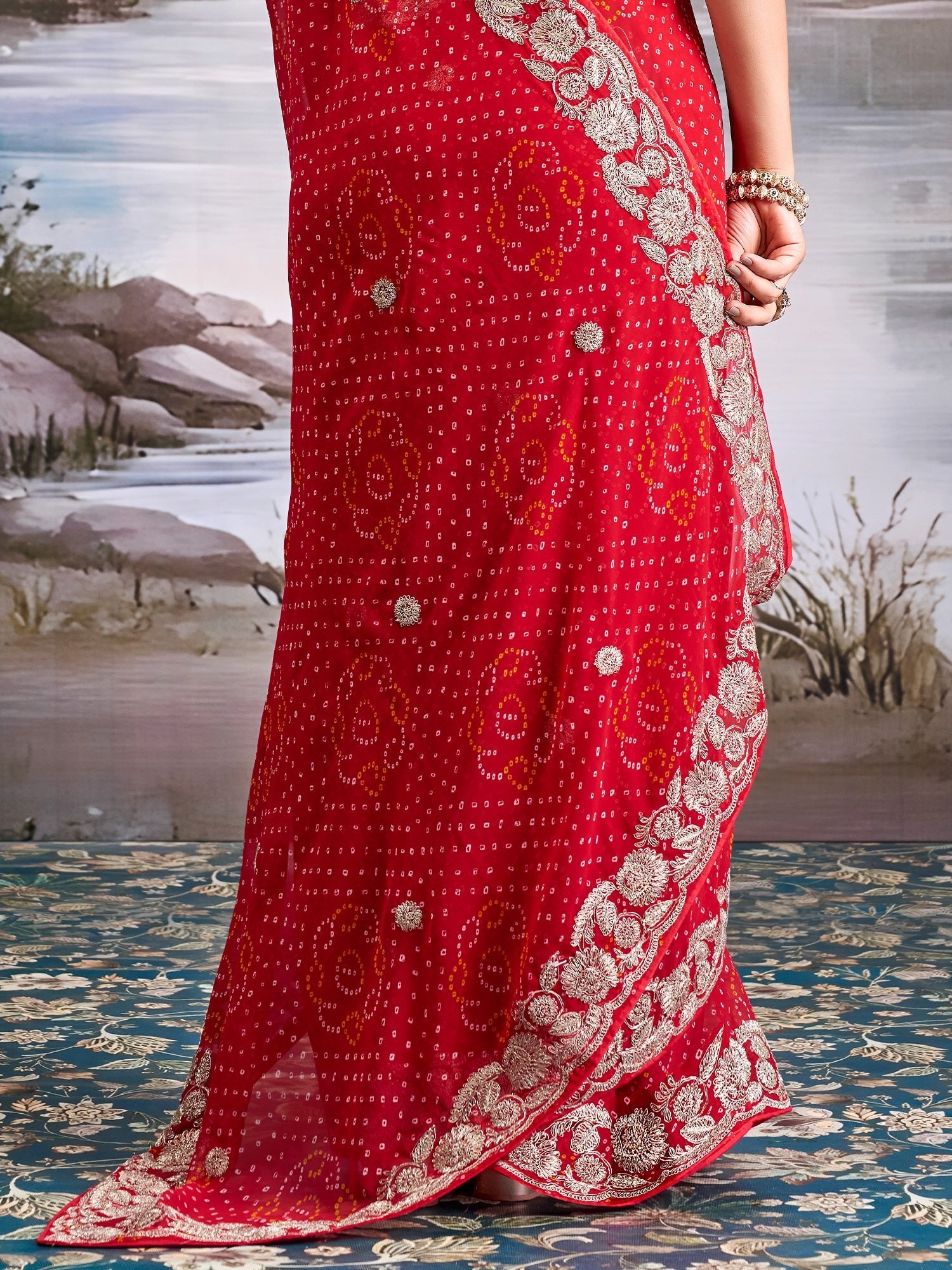 Red Geometric Motif georgette Saree - Ressa
