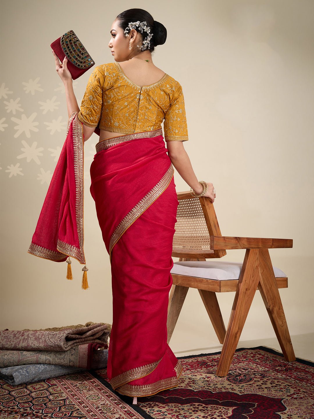 Red Georgette Solid Embroidered Border Saree - Ressa