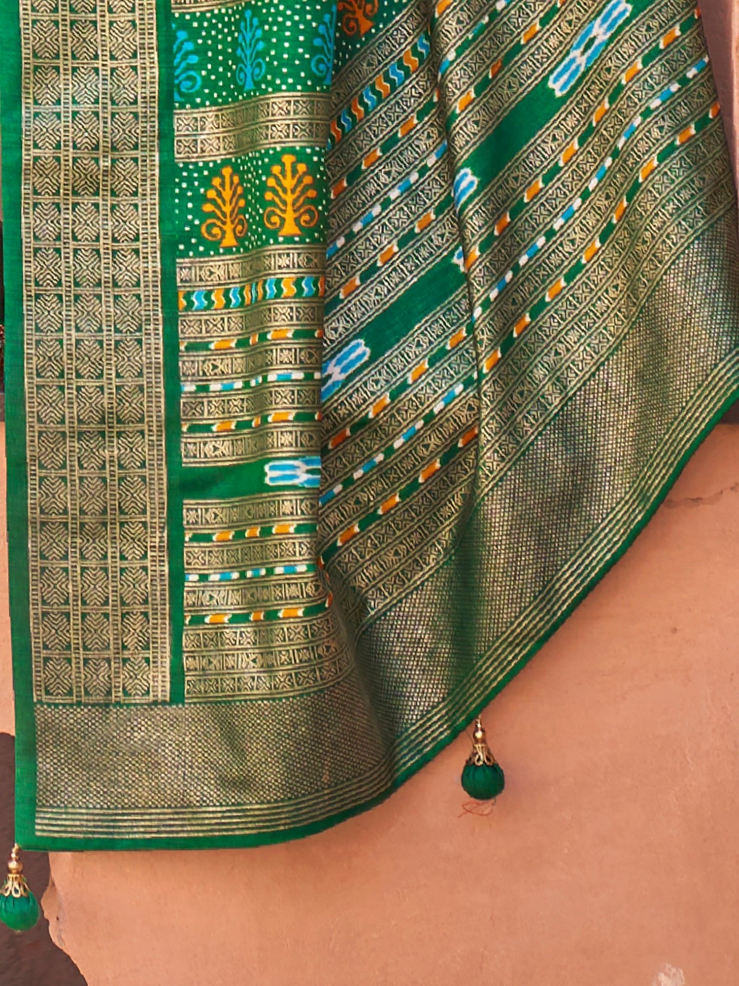 Red & Green Ethnic Motifs Woven Design Zari Saree - Ressa