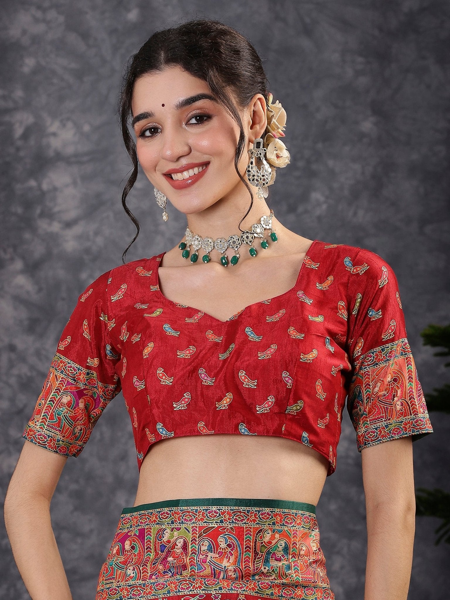 Red & Green Silk Blend Heritage Patola Style Saree - Ressa