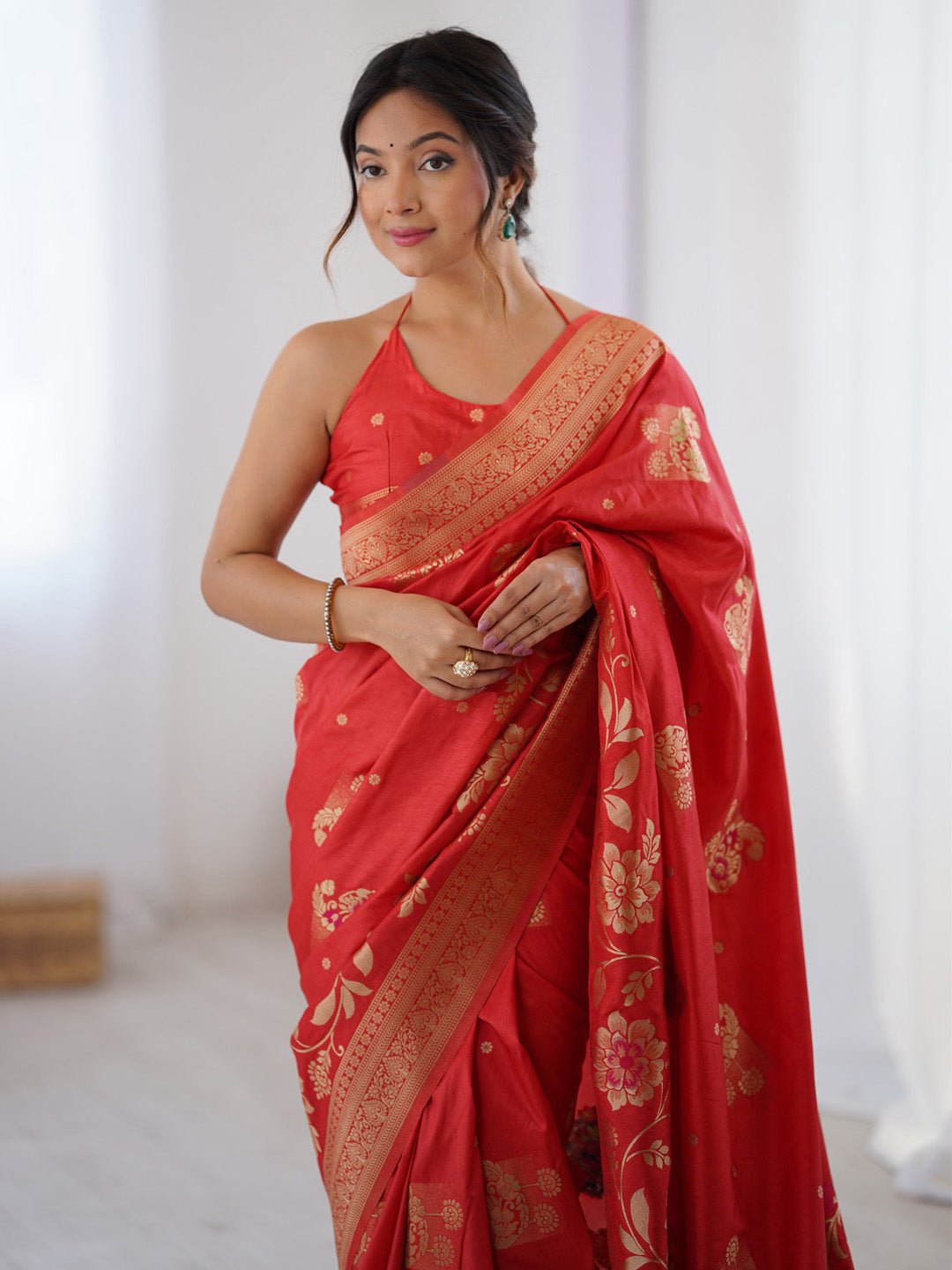 Red Silk Blend Heritage Banarasi Style Zari Woven Saree - Ressa