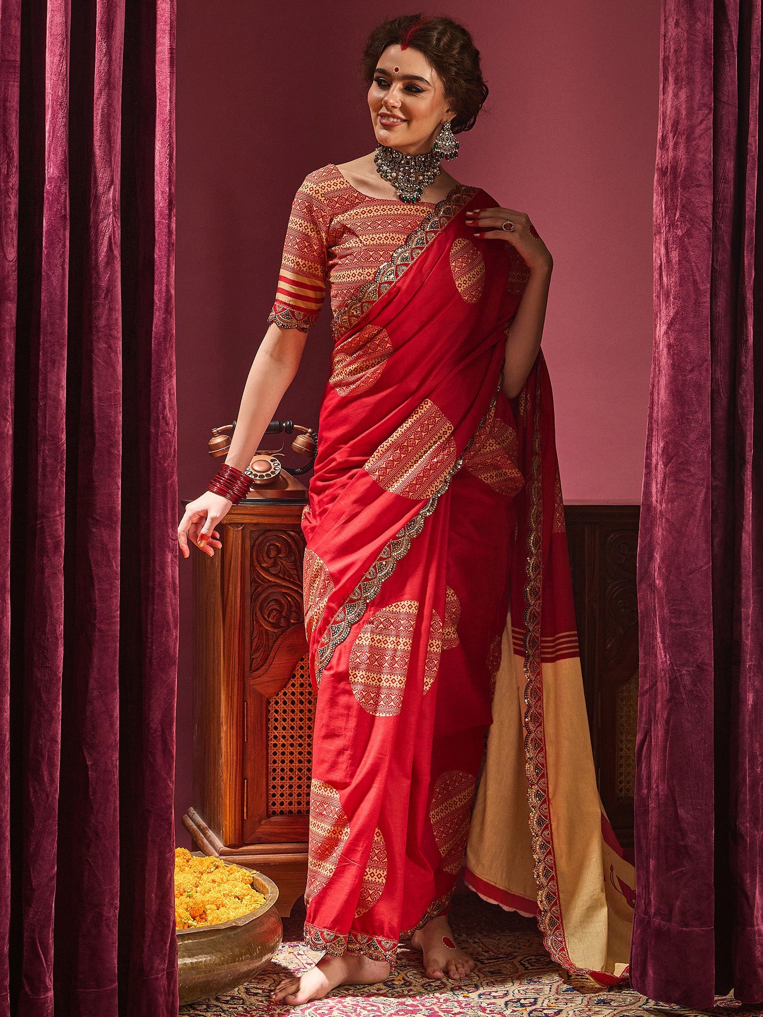 Red Silk Blend Large Zari Butta Banarasi Saree - Ressa