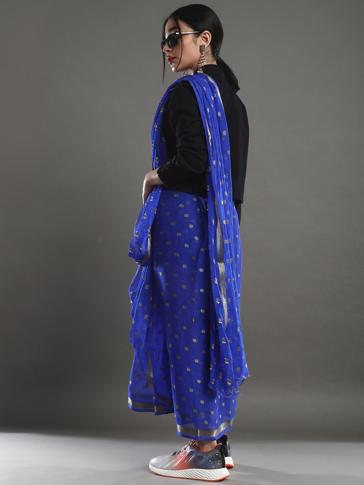Royal Blue Woven Zari Butti Saree - Ressa