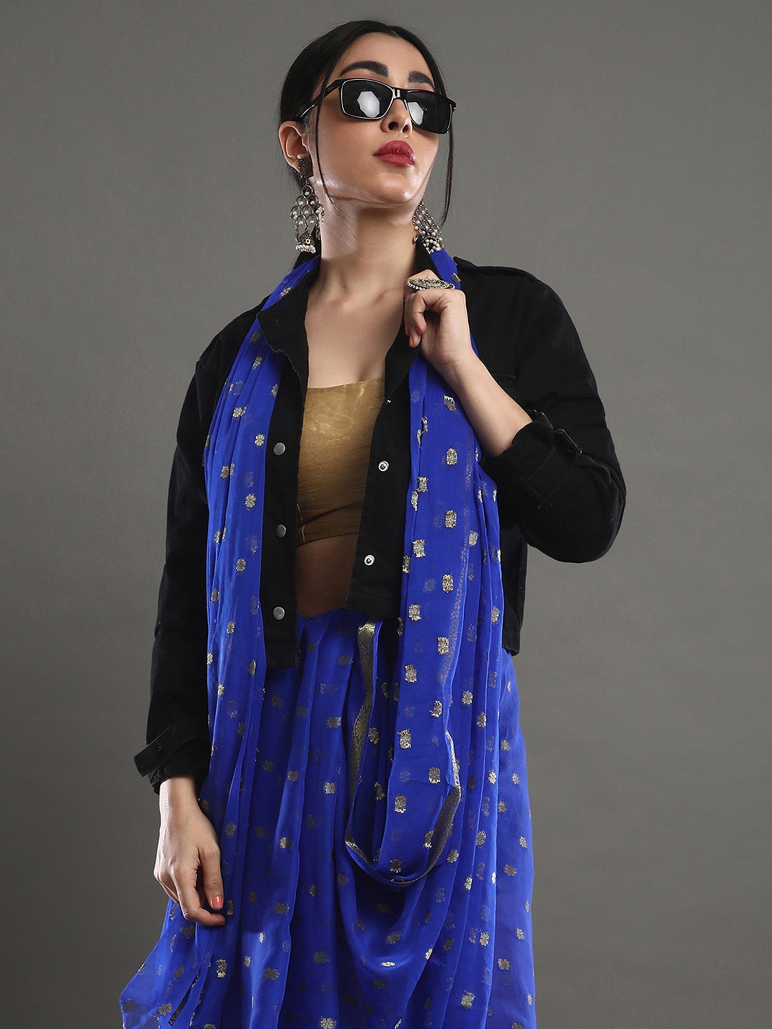 Royal Blue Woven Zari Butti Saree - Ressa