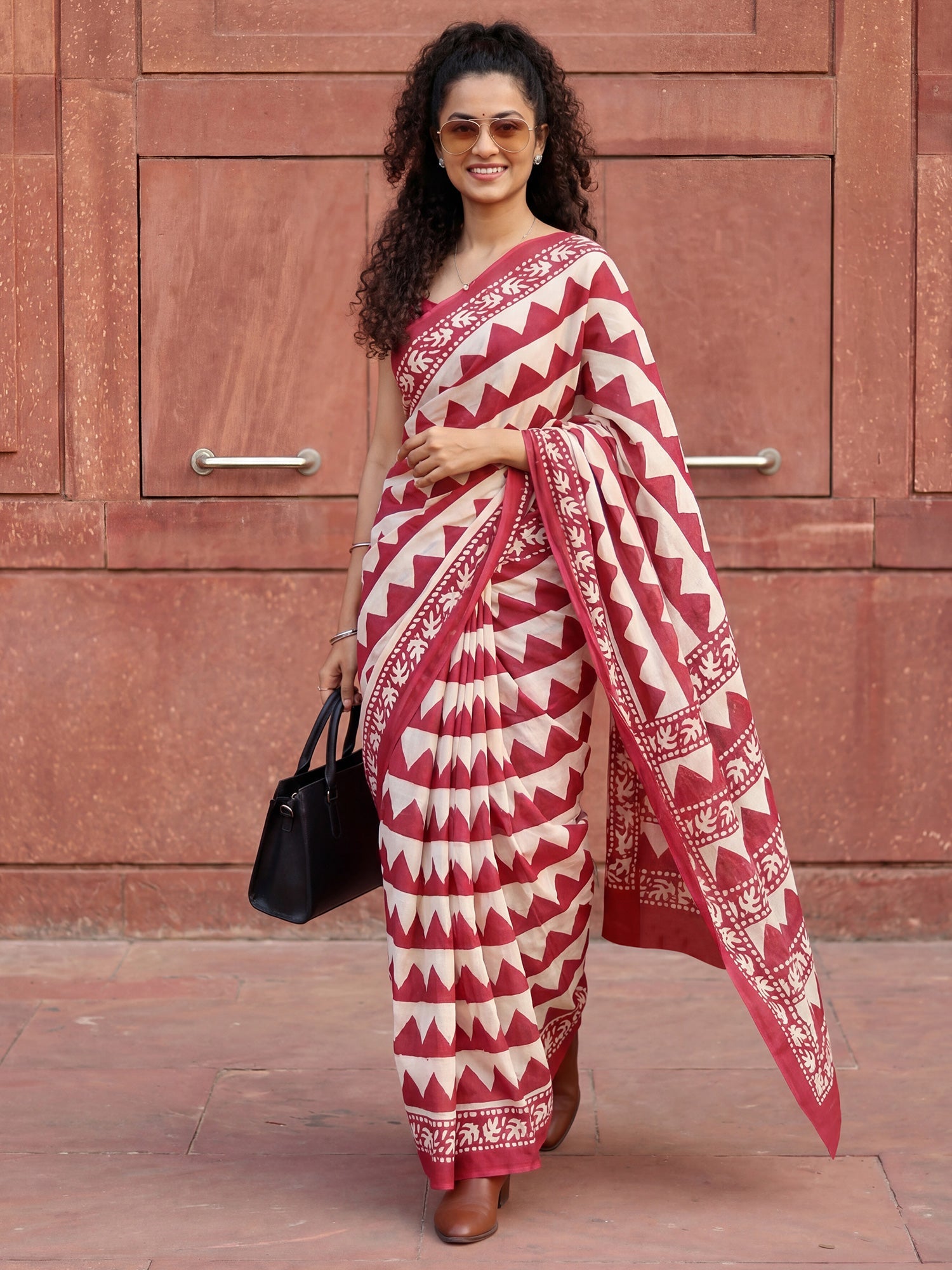 Rust orange & Off-White Zig-Zag Print Saree - Ressa