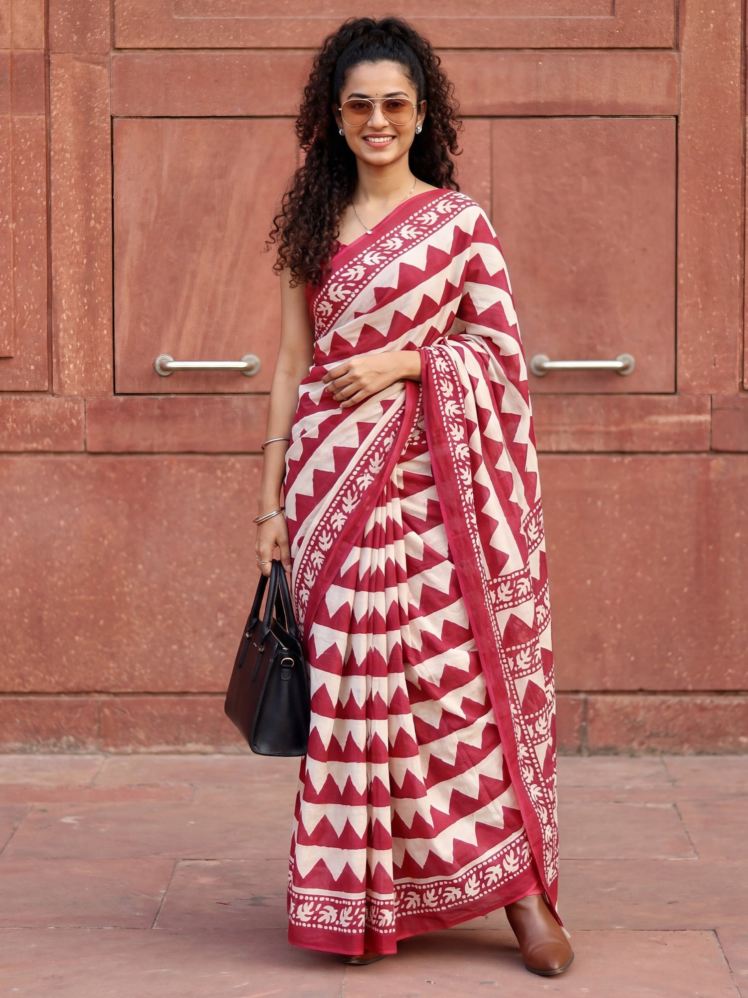 Rust orange & Off-White Zig-Zag Print Saree - Ressa