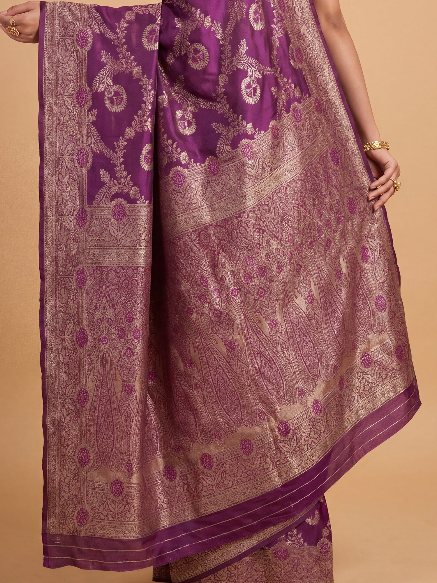 Saree Heirloom Wine Maroon Foliage Vine Banarasi Silk - Ressa