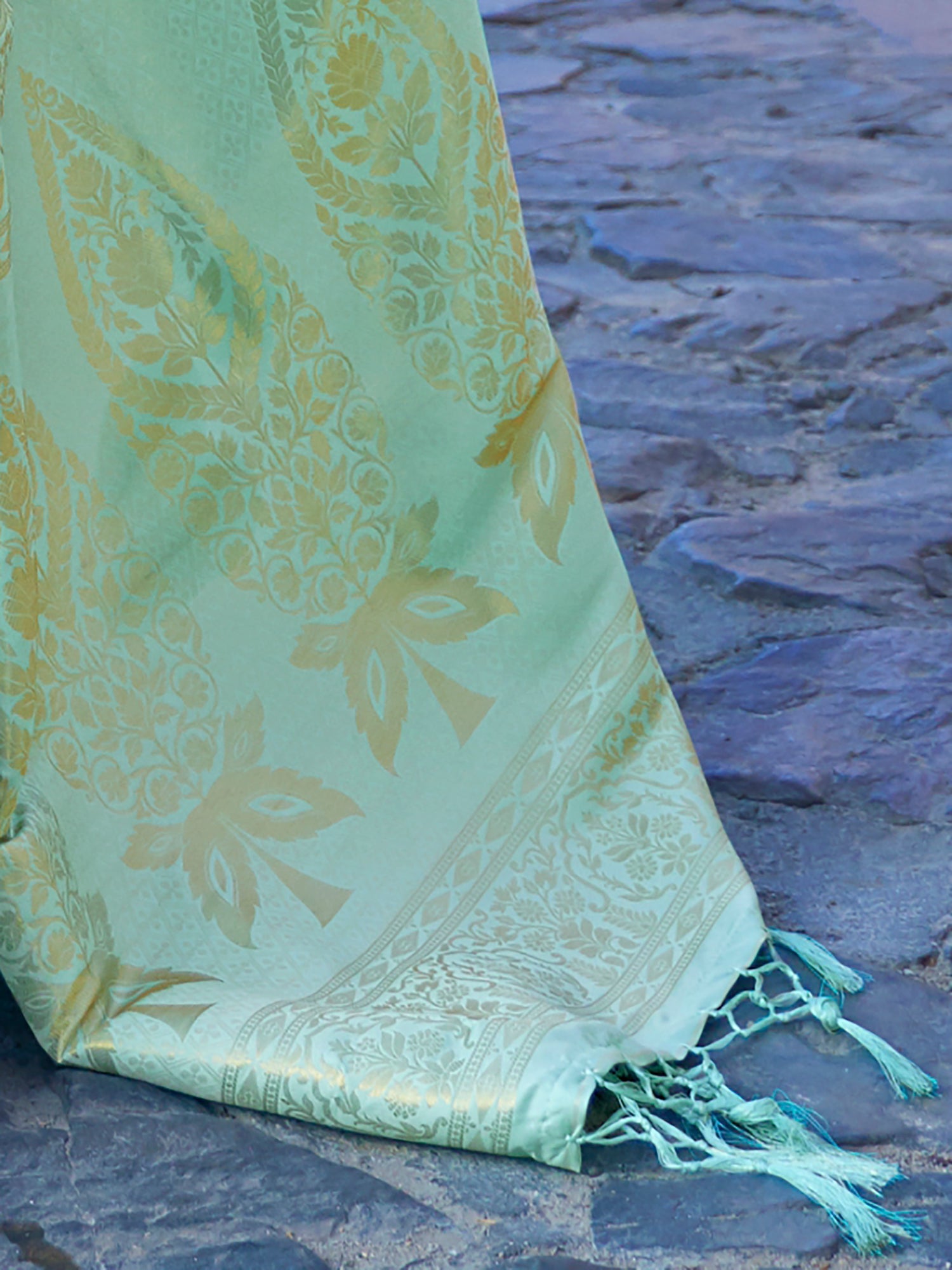 Sea Green Jari Woven Banarasi Saree - Ressa