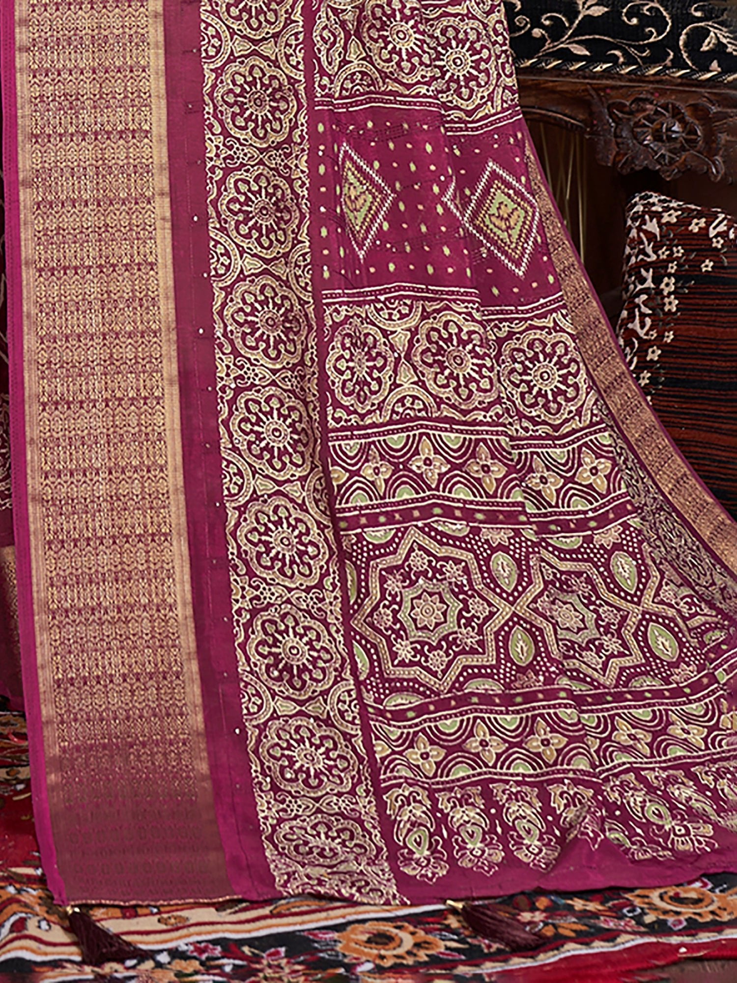 Silk Blend Heritage Banarasi Style Patola Print Saree - Ressa