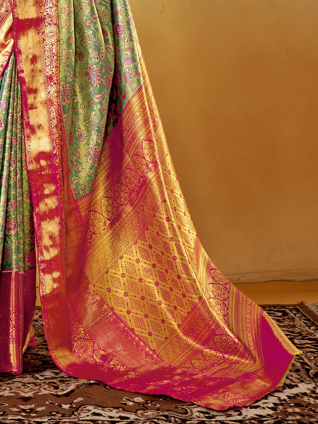 Silk Blend Heritage Banarasi Style Zari Woven saree - Ressa