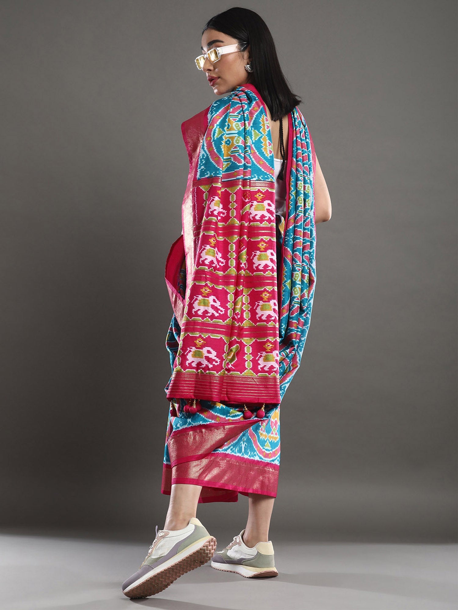 Sky blue Silk blend ikkat Saree - Ressa