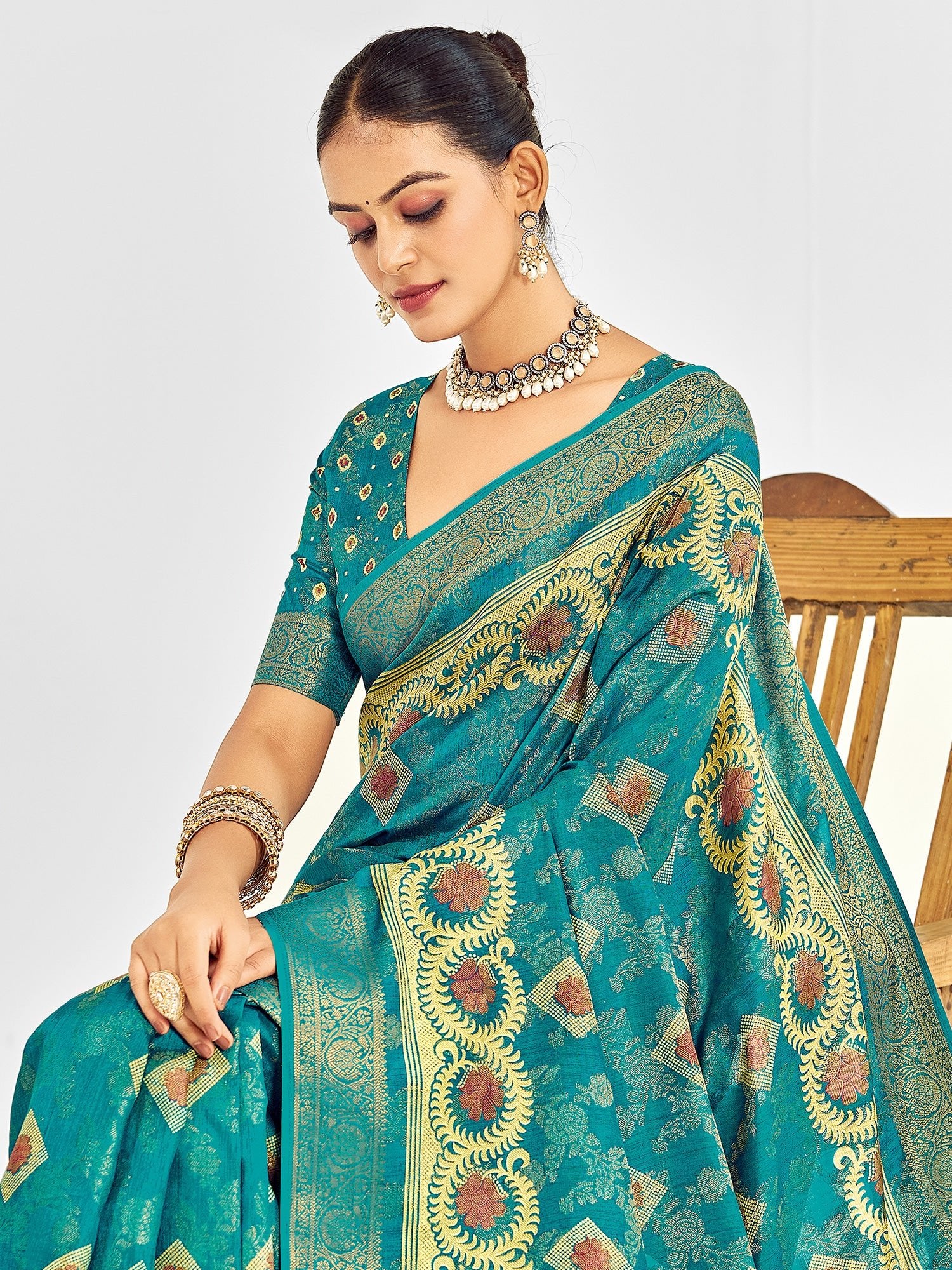 Teal Banarasi Silk Saree with Meenakari Weave & Zari Border - Ressa