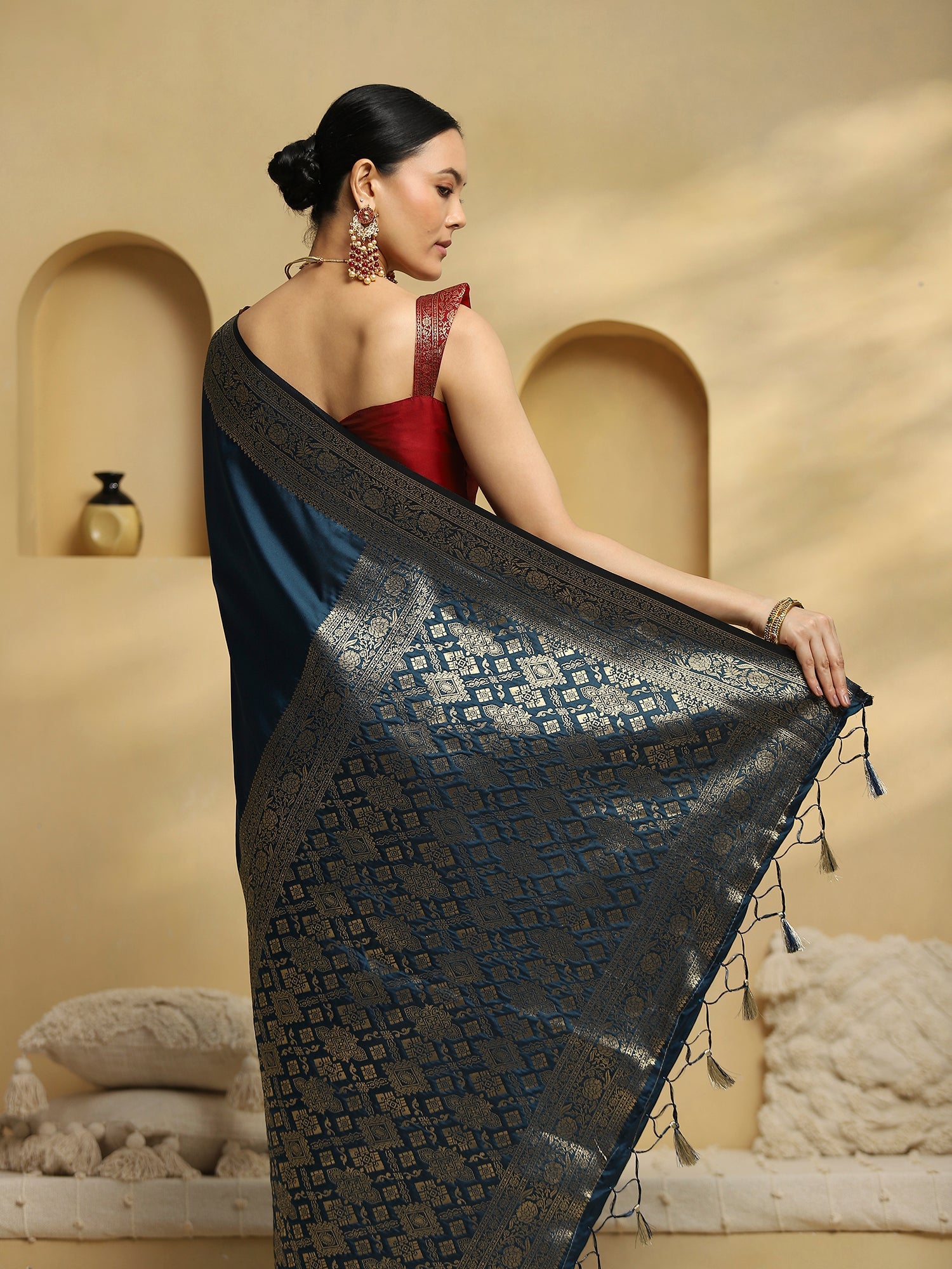 Teal Green Banarasi Silk Blend Saree - Ressa