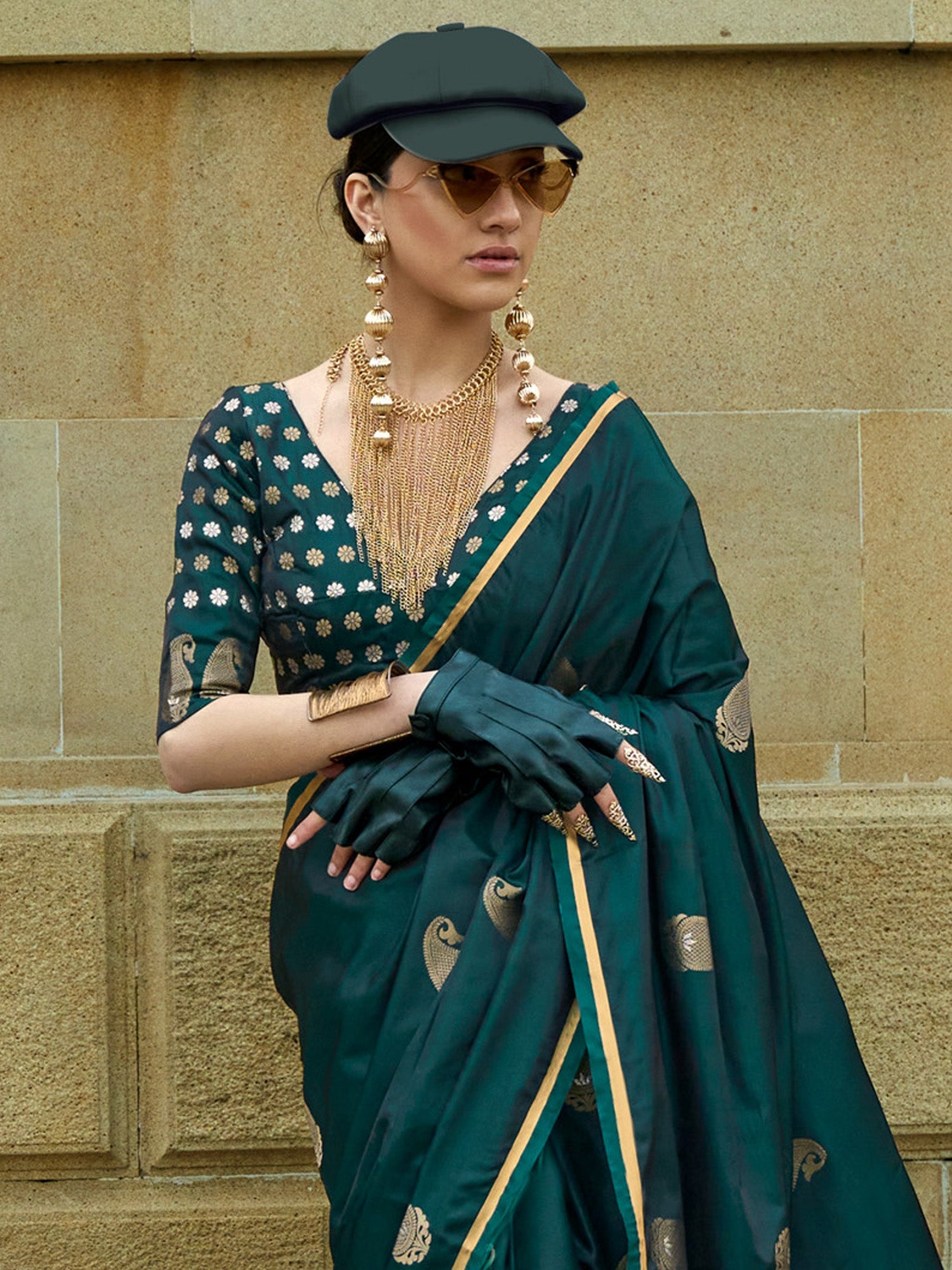 Teal Green Silk Blend Zari Woven saree - Ressa